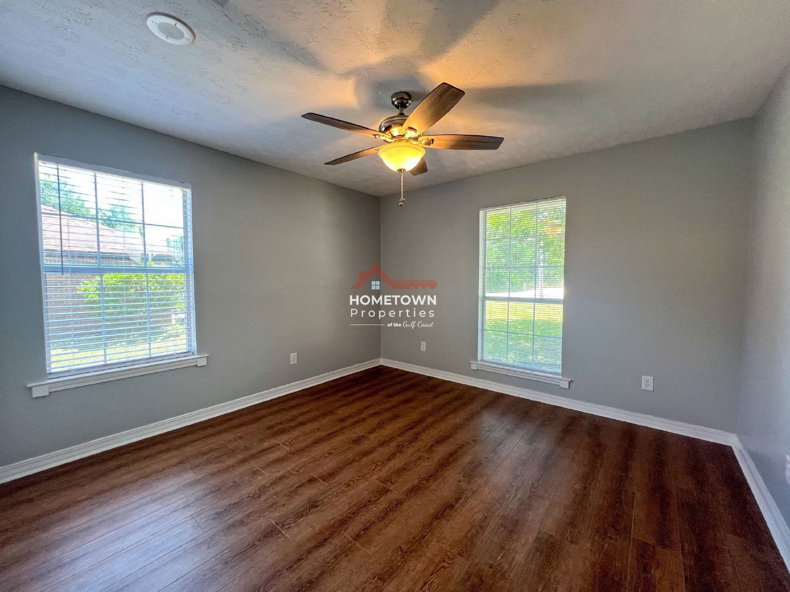Spacious 3-Bed, 2-Bath Home on Wymart Road with Office and Sunroom property image