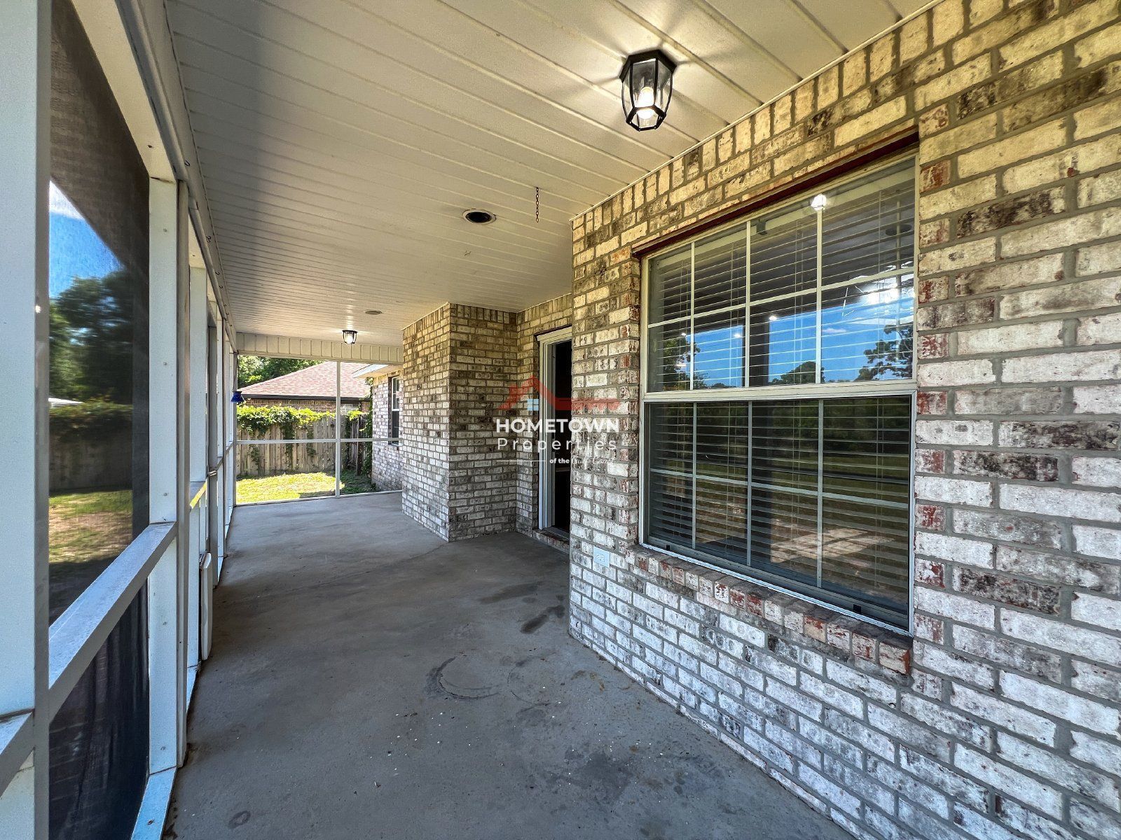 Spacious 3-Bed, 2-Bath Home on Wymart Road with Office and Sunroom property image