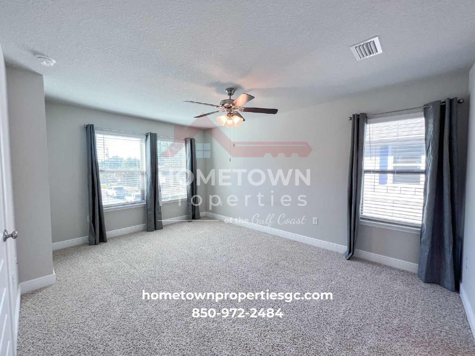 Chic 3-Bed Townhouse with Granite Countertops & Pool at 300 S F St, Pensacola! property image