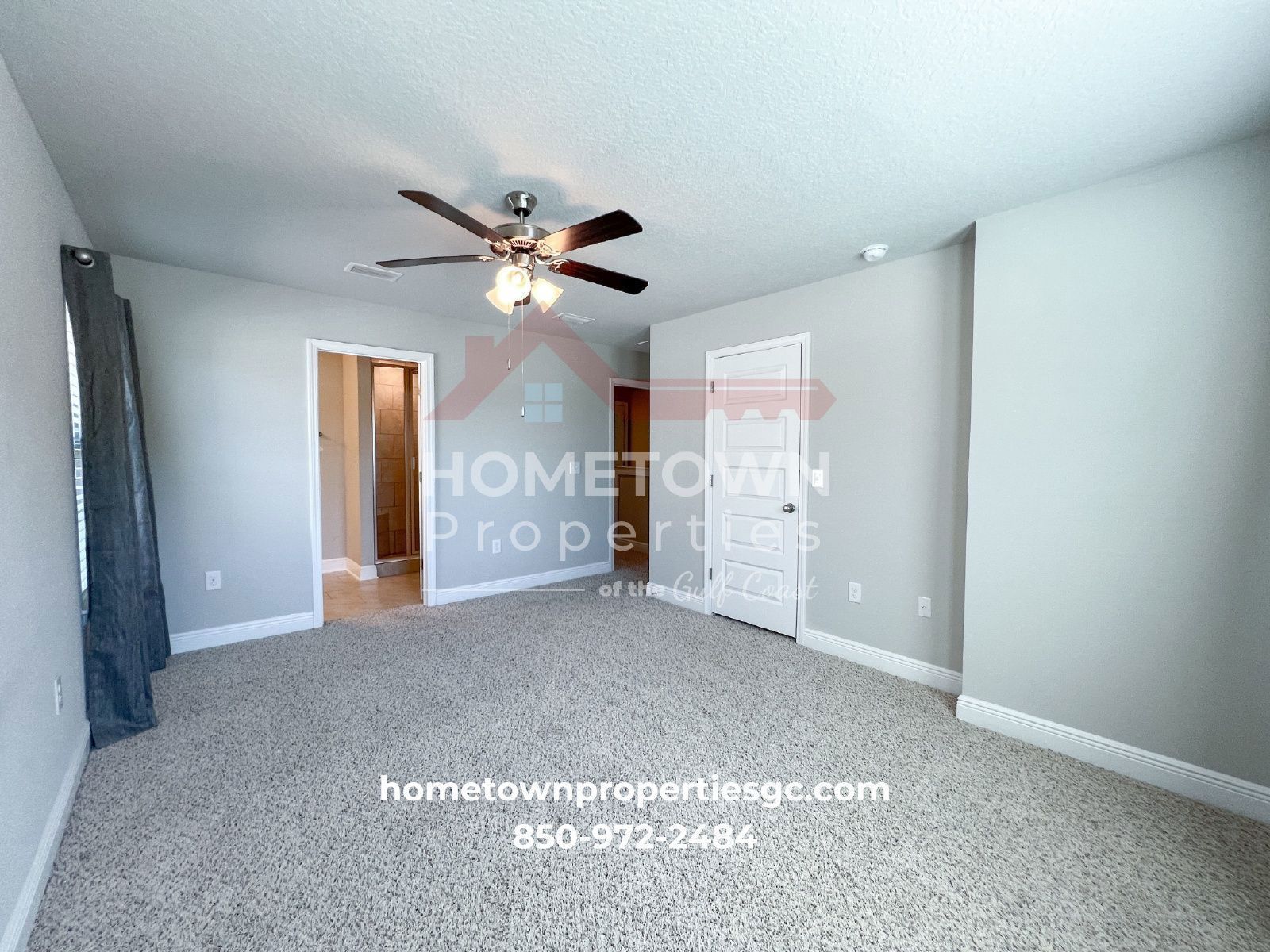 Chic 3-Bed Townhouse with Granite Countertops & Pool at 300 S F St, Pensacola! property image