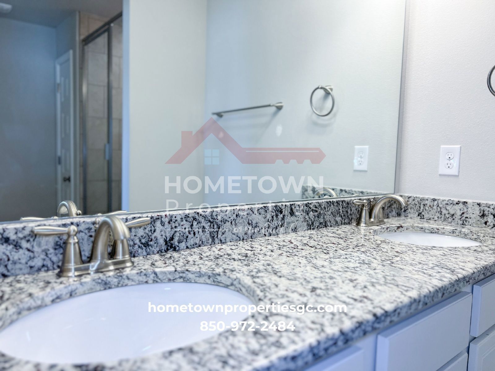 Chic 3-Bed Townhouse with Granite Countertops & Pool at 300 S F St, Pensacola! property image
