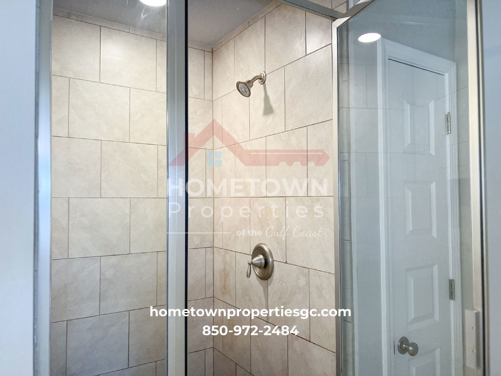 Chic 3-Bed Townhouse with Granite Countertops & Pool at 300 S F St, Pensacola! property image