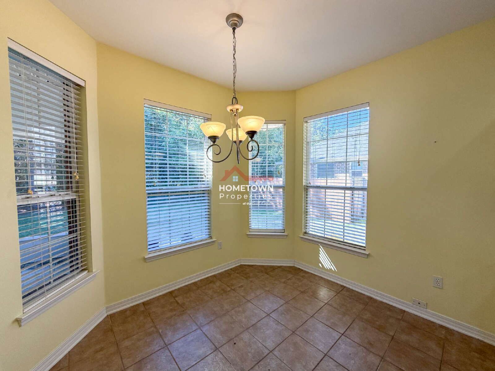 Spacious 4-Bed Oasis with 2 Full Baths property image