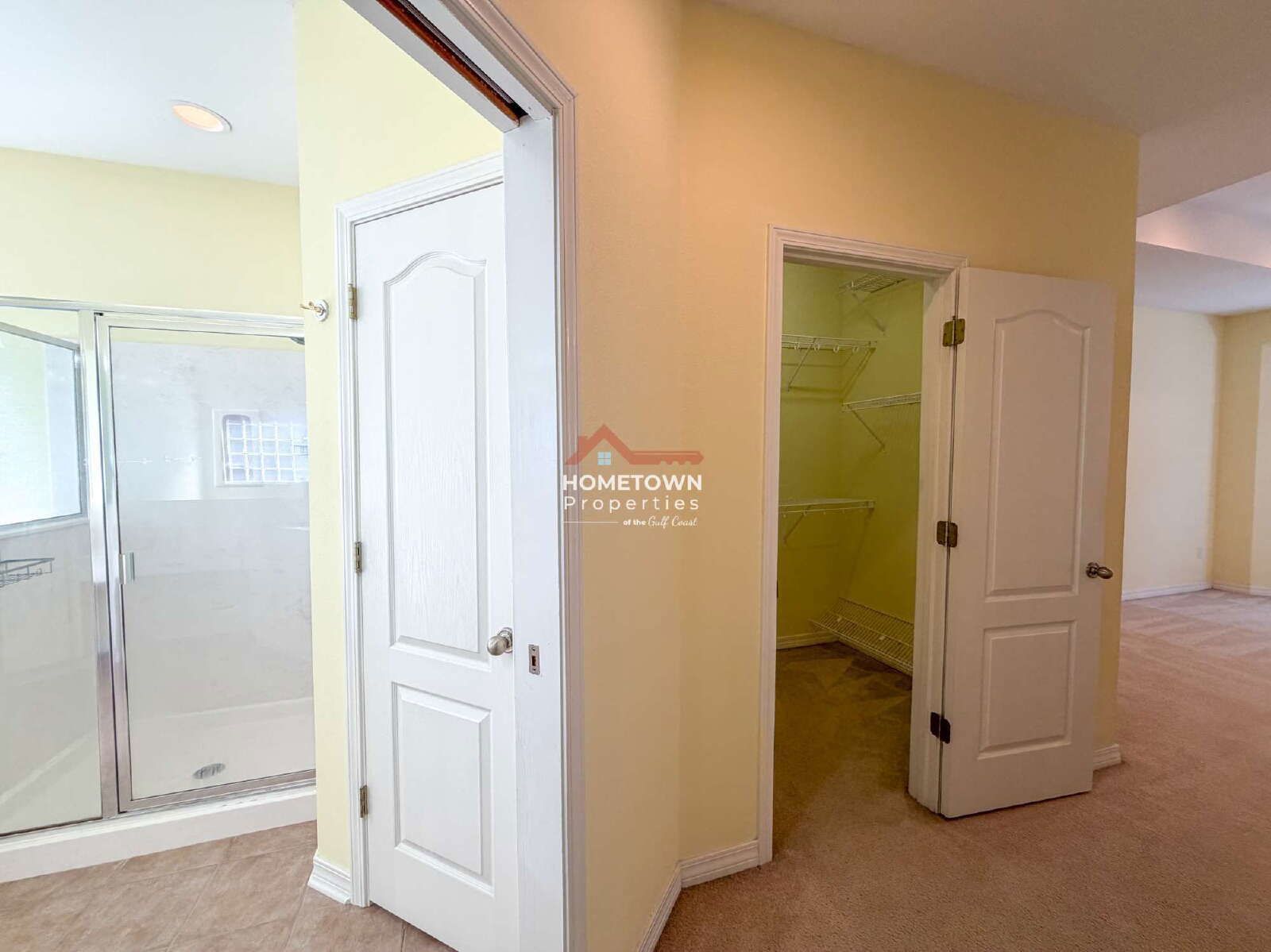 Spacious 4-Bed Oasis with 2 Full Baths property image