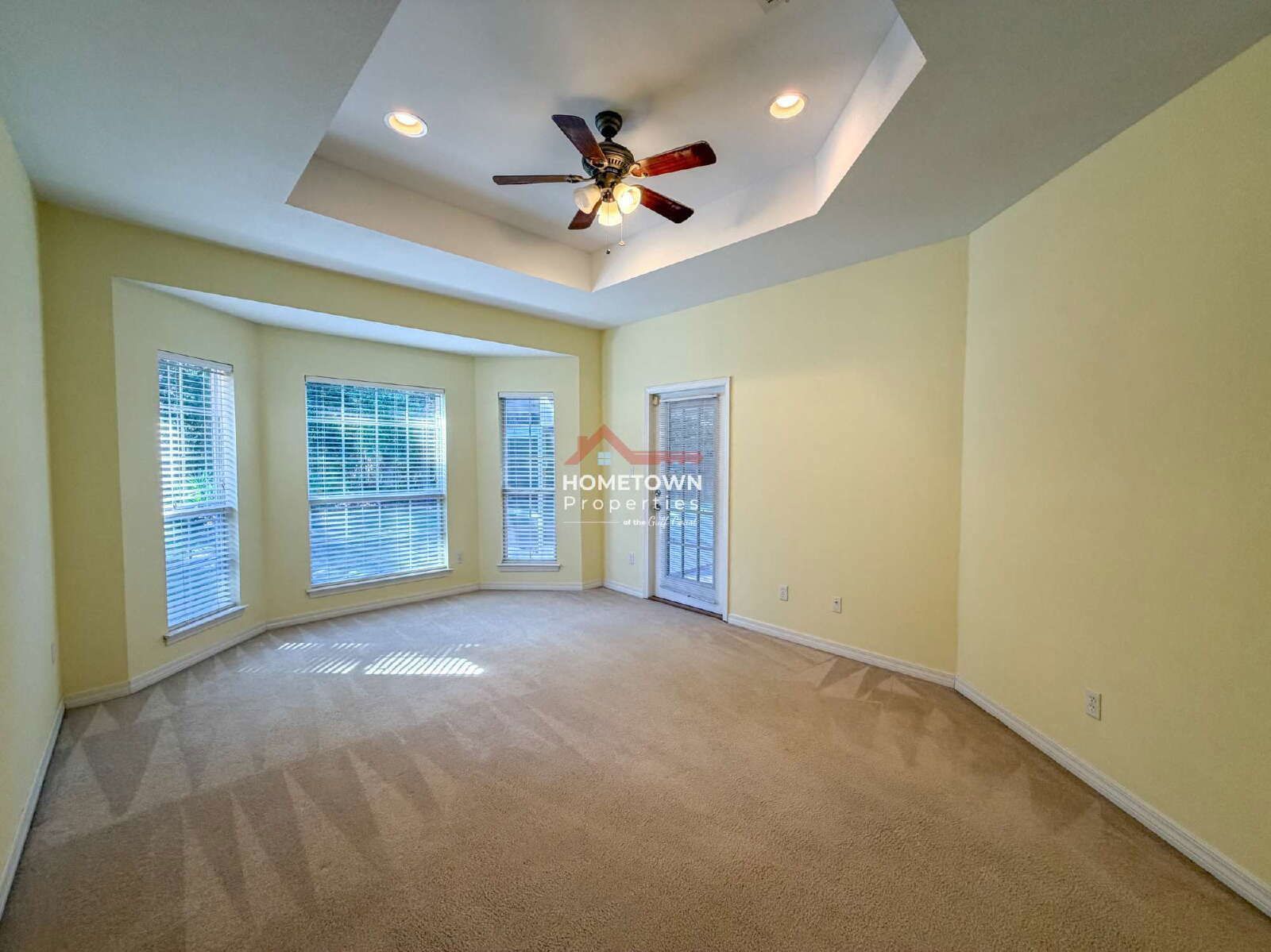 Spacious 4-Bed Oasis with 2 Full Baths property image