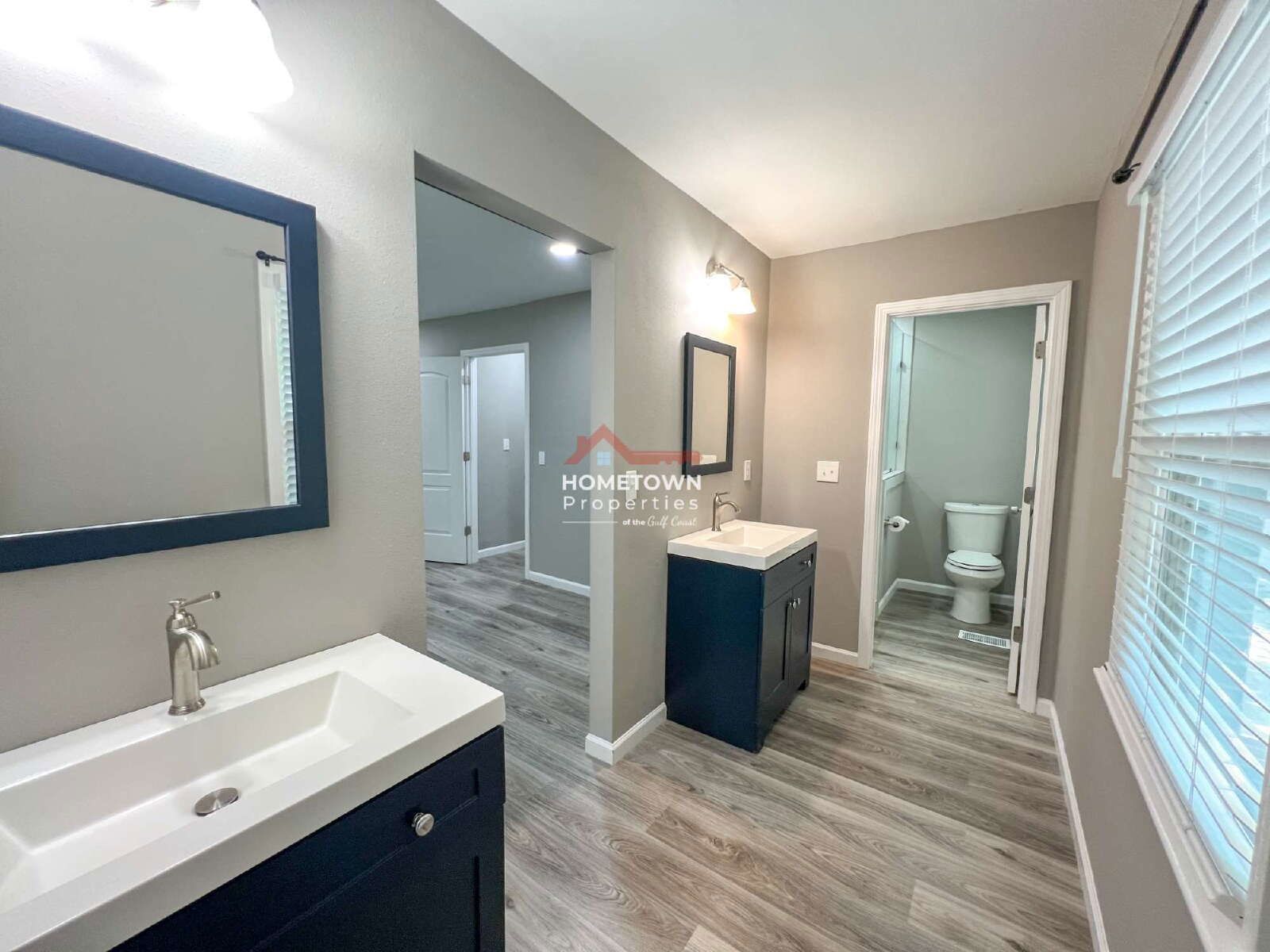Charming 4-Bed Oasis with 2.5 Baths in Pensacola's Prime Location - 1815 Hallmark Dr! property image