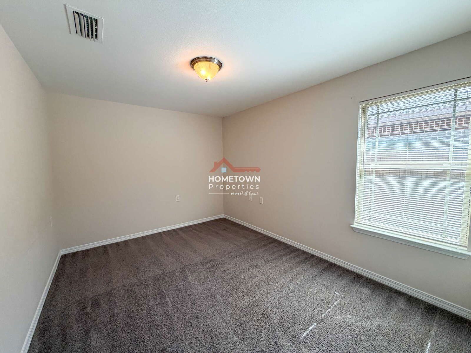 Charming 3-Bedroom with 2 Full Baths in Pace, FL – Your Perfect Retreat Awaits at 5790 Corkscrew Ct! property image