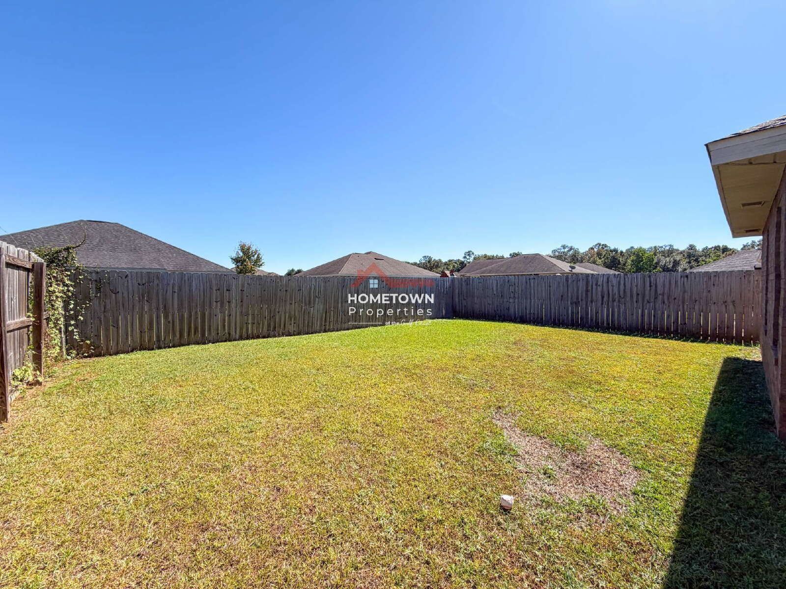 Charming 3-Bedroom with 2 Full Baths in Pace, FL – Your Perfect Retreat Awaits at 5790 Corkscrew Ct! property image