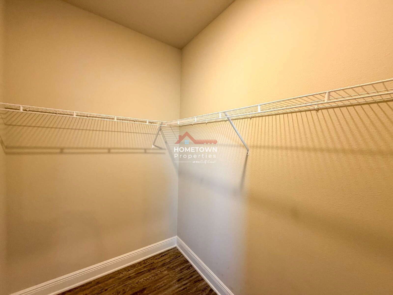 Charming 3-Bedroom Retreat with 2 Full Baths in Pensacola – Spacious 1794 Sq Ft Home at 7695 Burnside Loop! property image