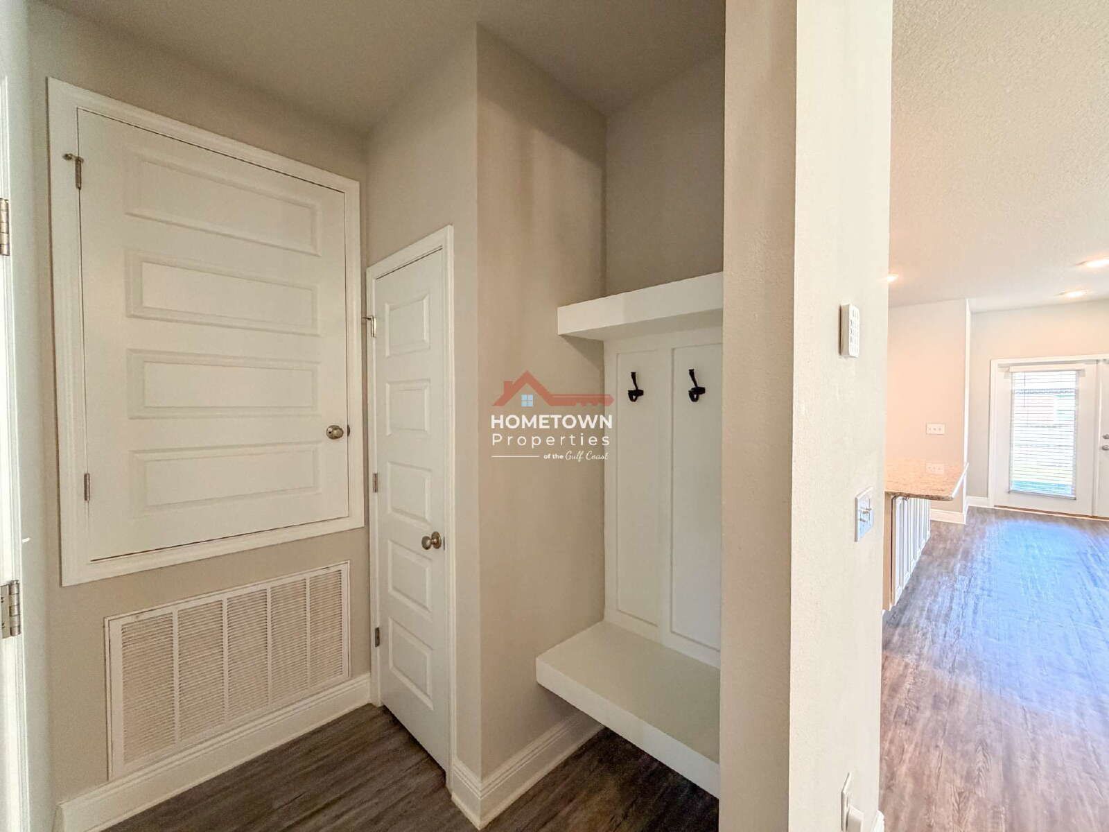 Charming 3-Bedroom Retreat with 2 Full Baths in Pensacola – Spacious 1794 Sq Ft Home at 7695 Burnside Loop! property image