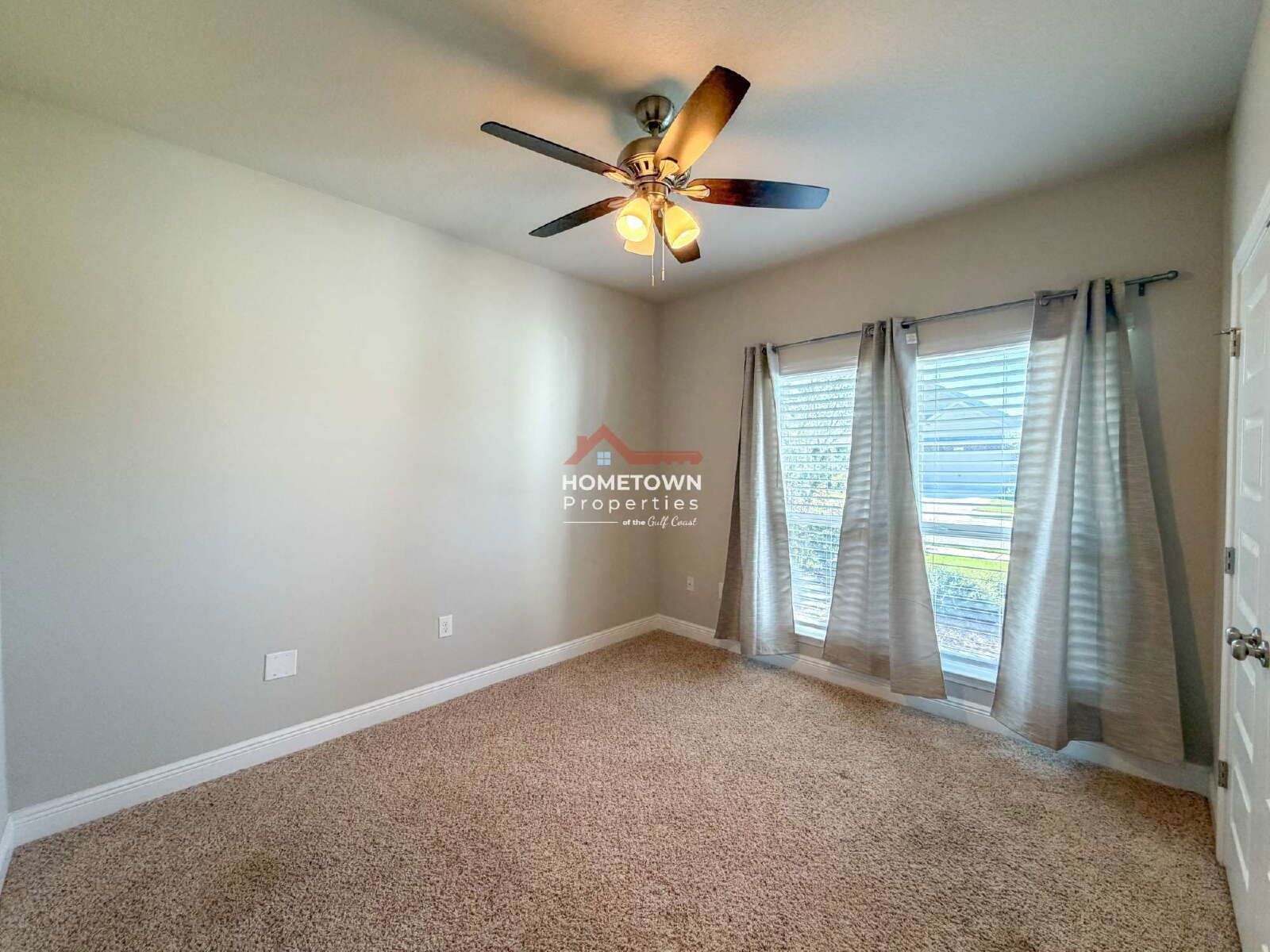 Charming 3-Bedroom Retreat with 2 Full Baths in Pensacola – Spacious 1794 Sq Ft Home at 7695 Burnside Loop! property image