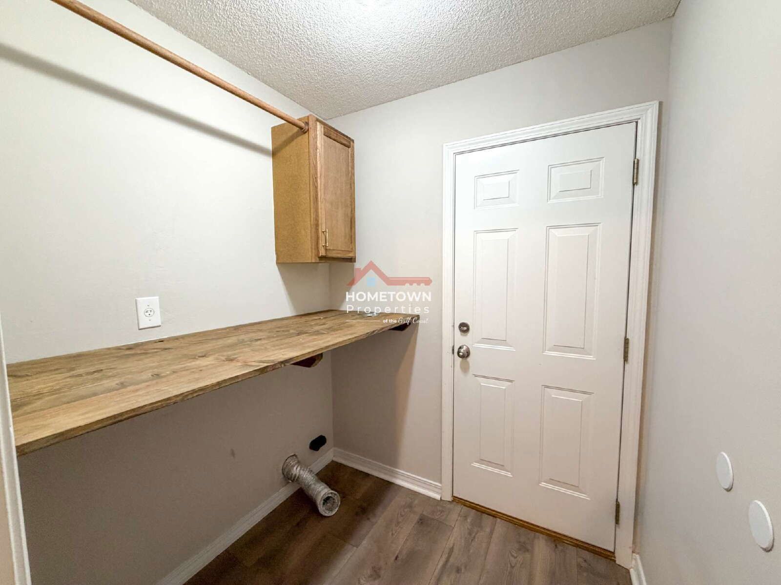 3-bedroom, 2-bathroom Home off of Gulf Beach Highway property image