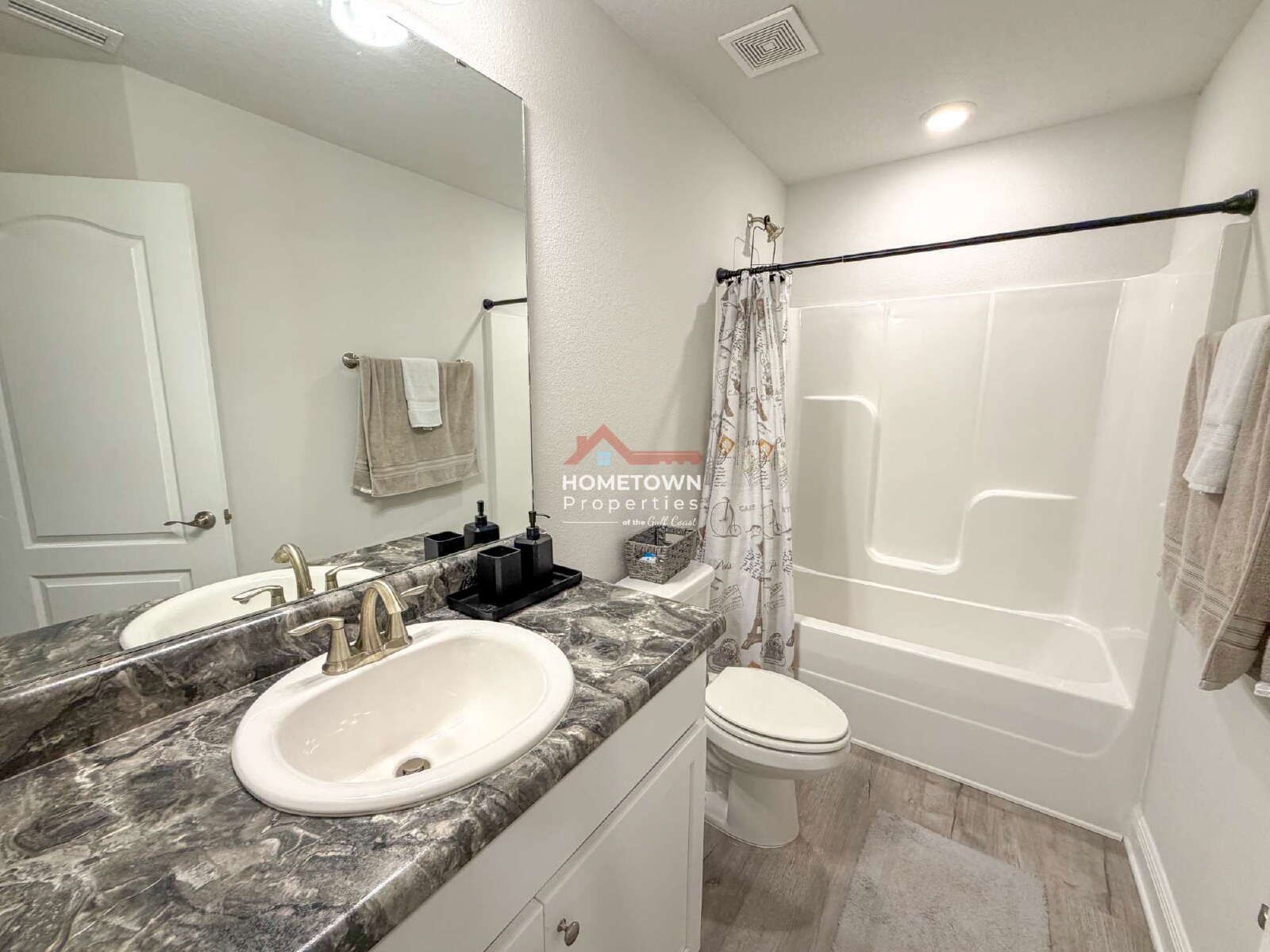Charming 3-Bedroom Oasis with 2 Full Baths in Pensacola – 1454 Sq Ft of Comfort Awaits! property image