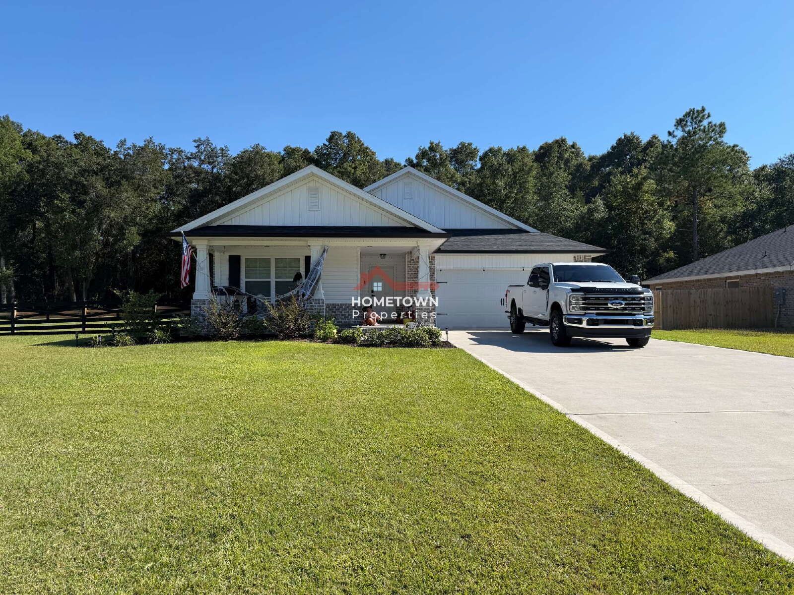 Spacious 4-Bedroom Retreat with 2.5 Baths in Milton - 2,426 Sq Ft of Comfortable Living at 4578 Red Oak Drive! property image