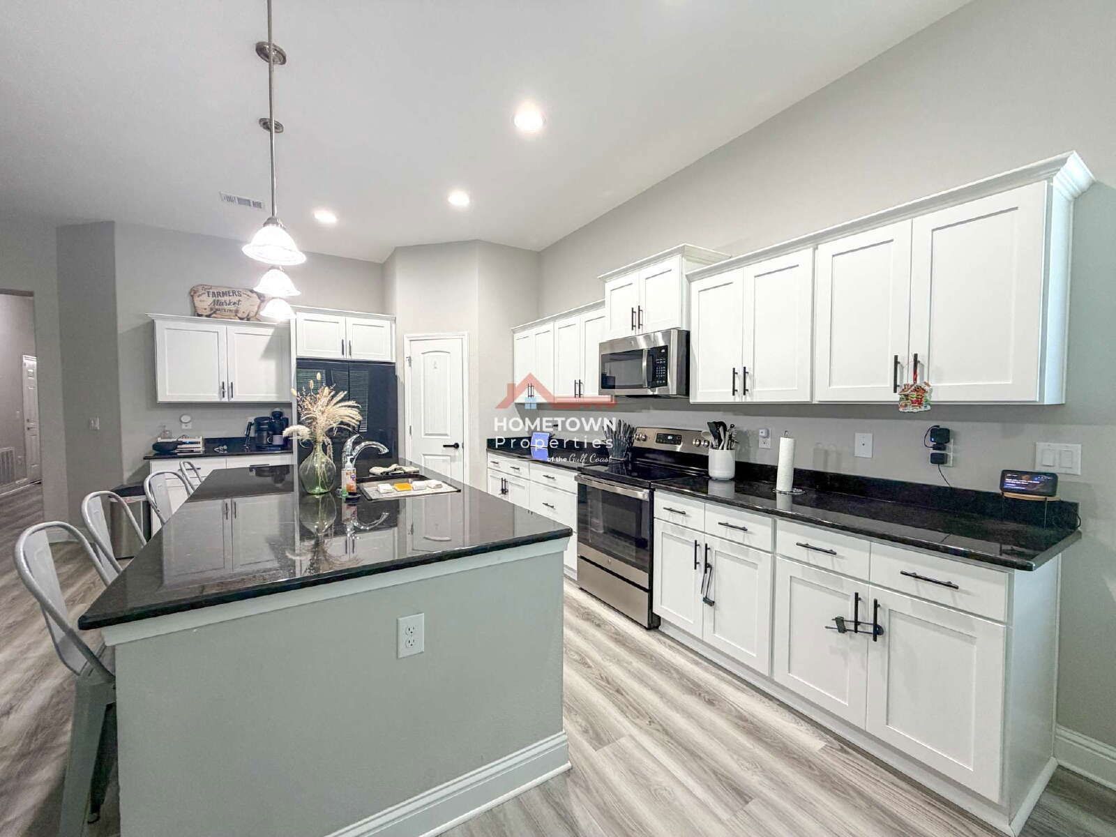 Spacious 4-Bedroom Retreat with 2.5 Baths in Milton - 2,426 Sq Ft of Comfortable Living at 4578 Red Oak Drive! property image
