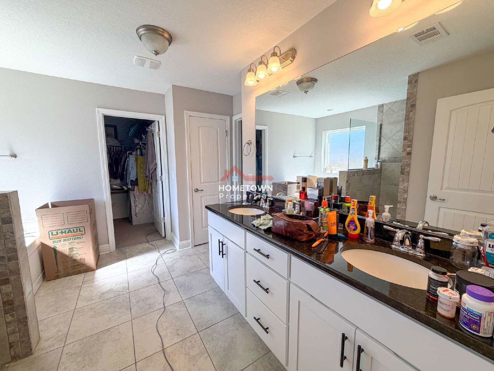 Spacious 4-Bedroom Retreat with 2.5 Baths in Milton - 2,426 Sq Ft of Comfortable Living at 4578 Red Oak Drive! property image