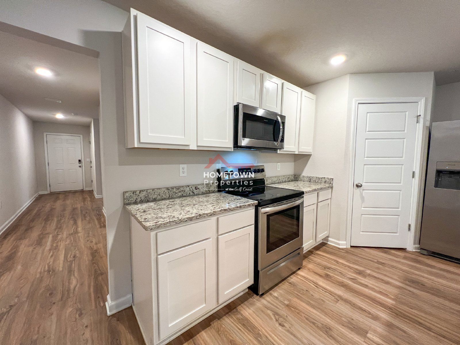 4 bed, 2 bath home located in the Birch Run community property image