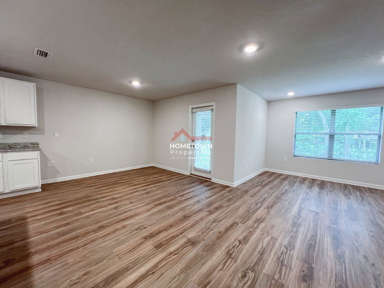 4 bed, 2 bath home located in the Birch Run community property image