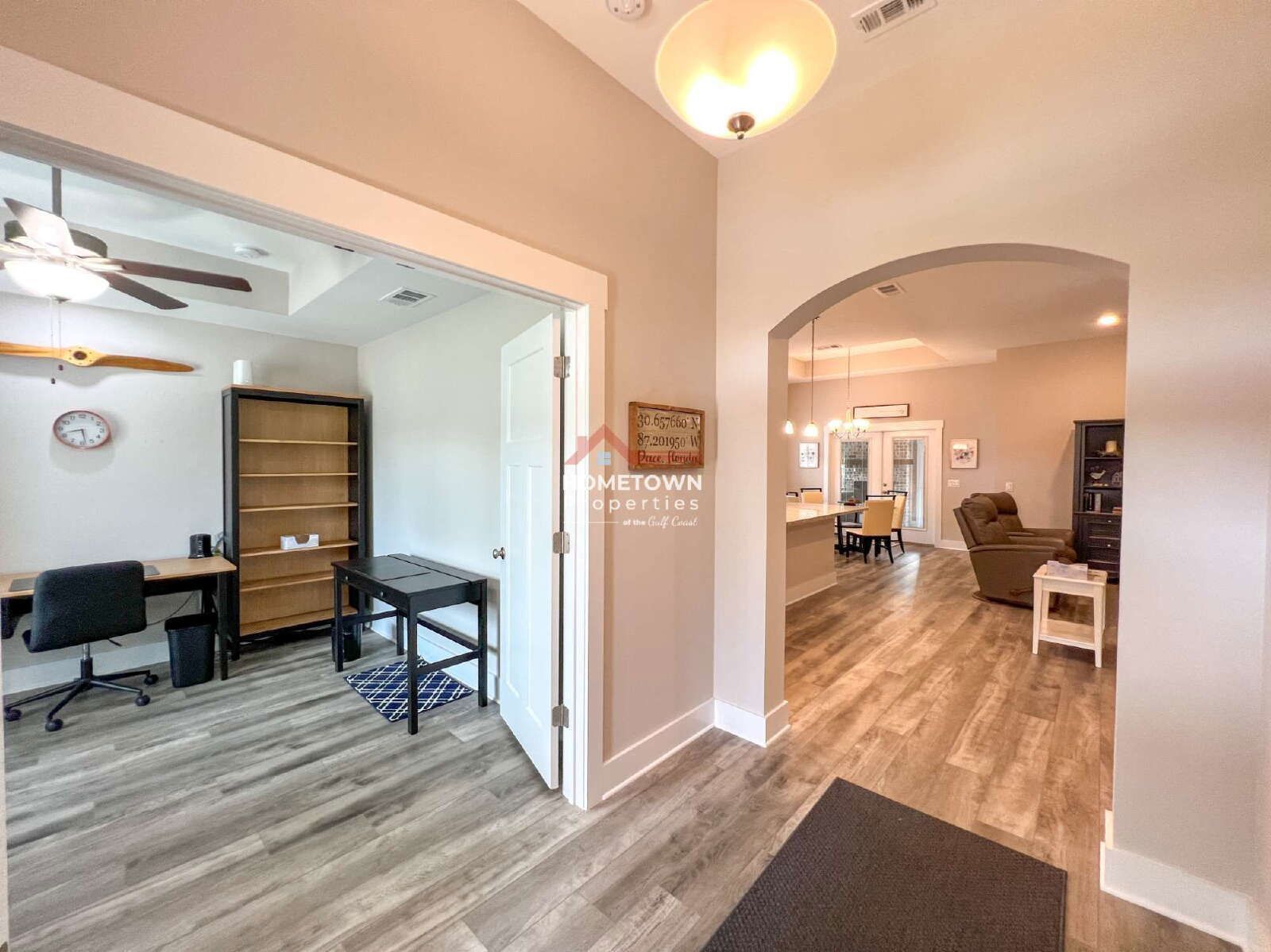 Furnished 3-Bed Oasis on Dunridge Drive with Access Gate property image