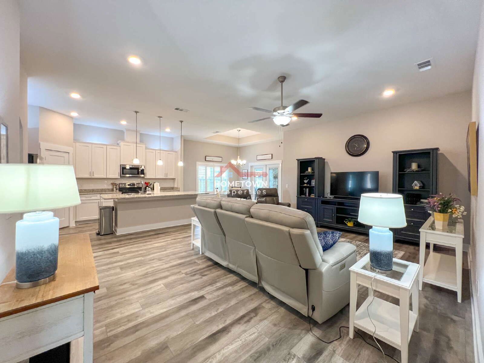 Furnished 3-Bed Oasis on Dunridge Drive with Access Gate property image