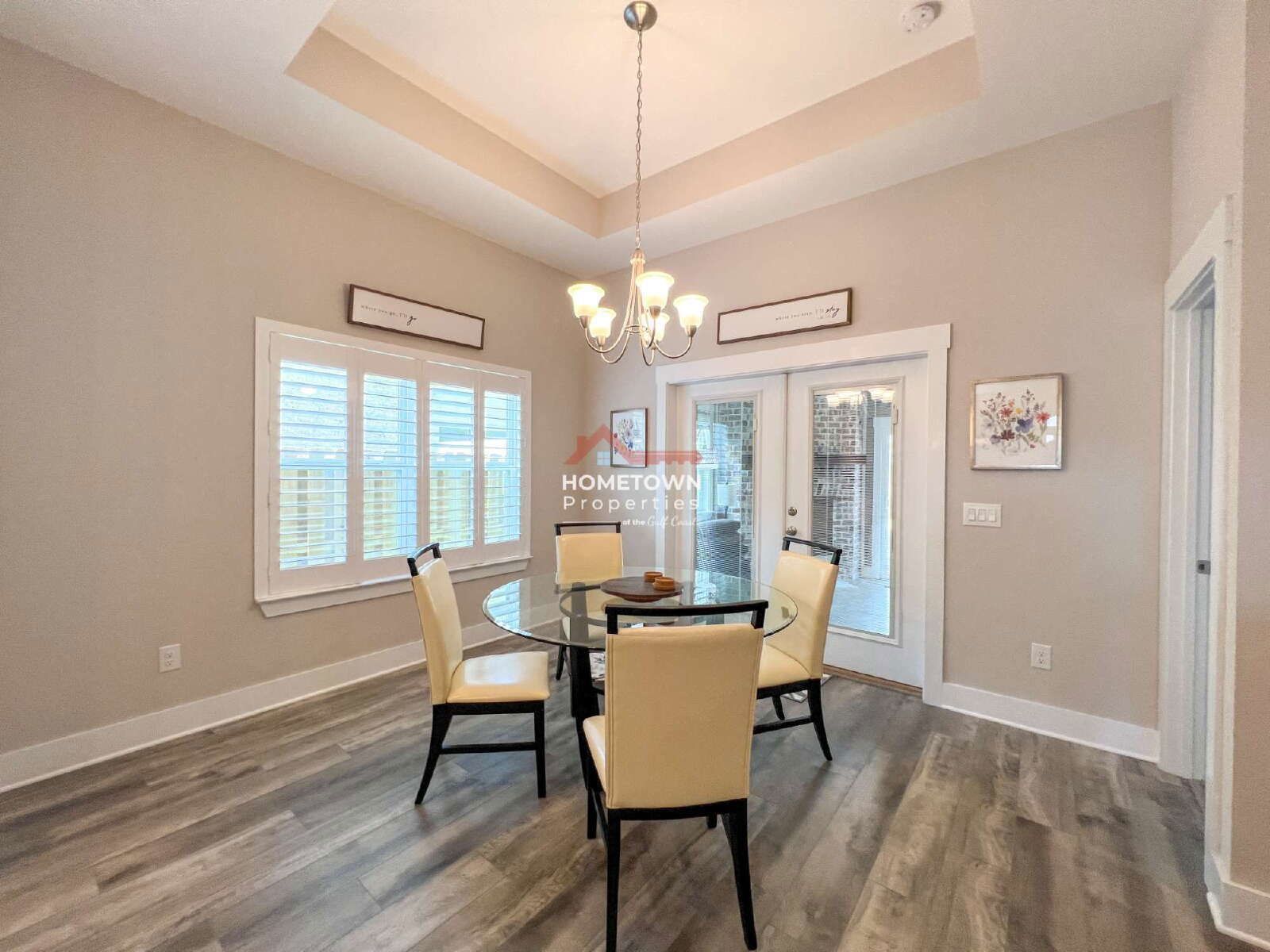 Furnished 3-Bed Oasis on Dunridge Drive with Access Gate property image