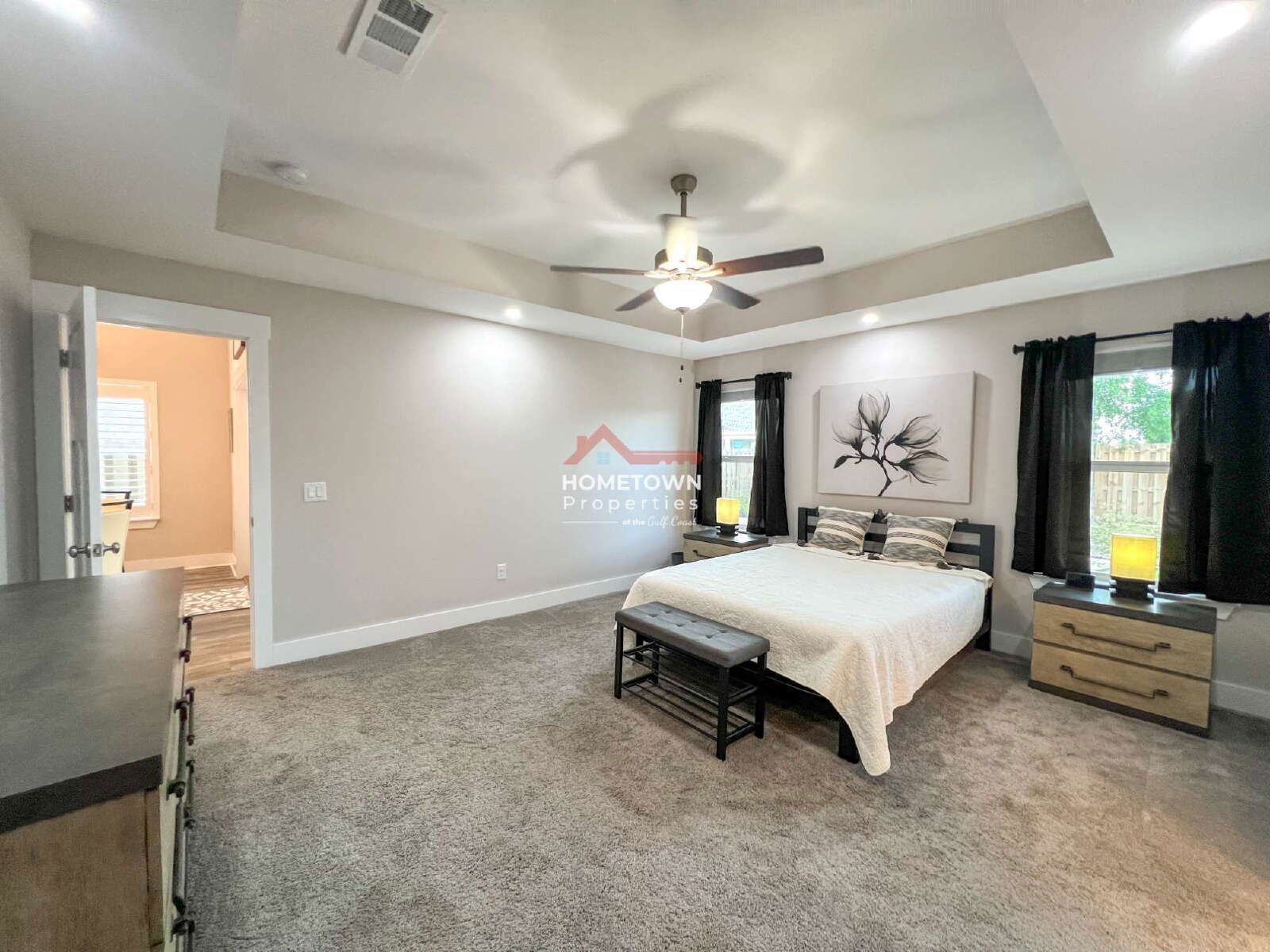 Furnished 3-Bed Oasis on Dunridge Drive with Access Gate property image