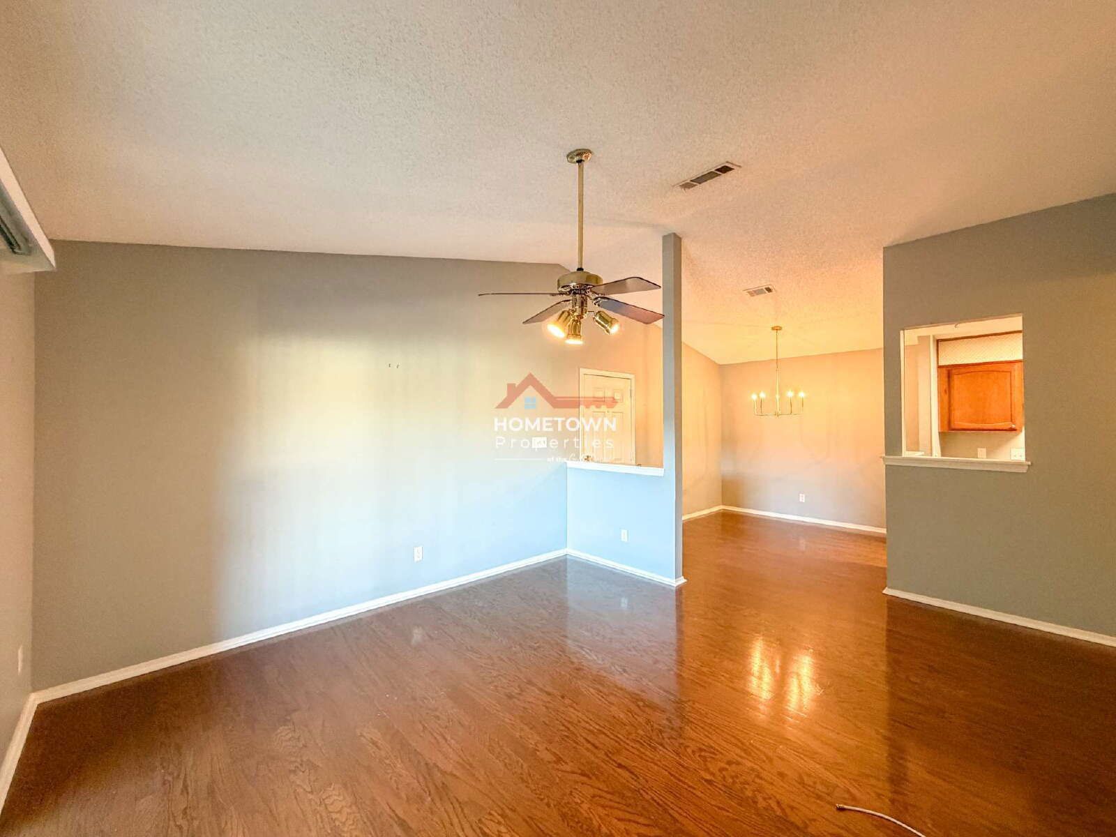 Chic & Cozy 2-Bed, 2-Bath Condo Retreat on Scenic Hwy, Pensacola! property image