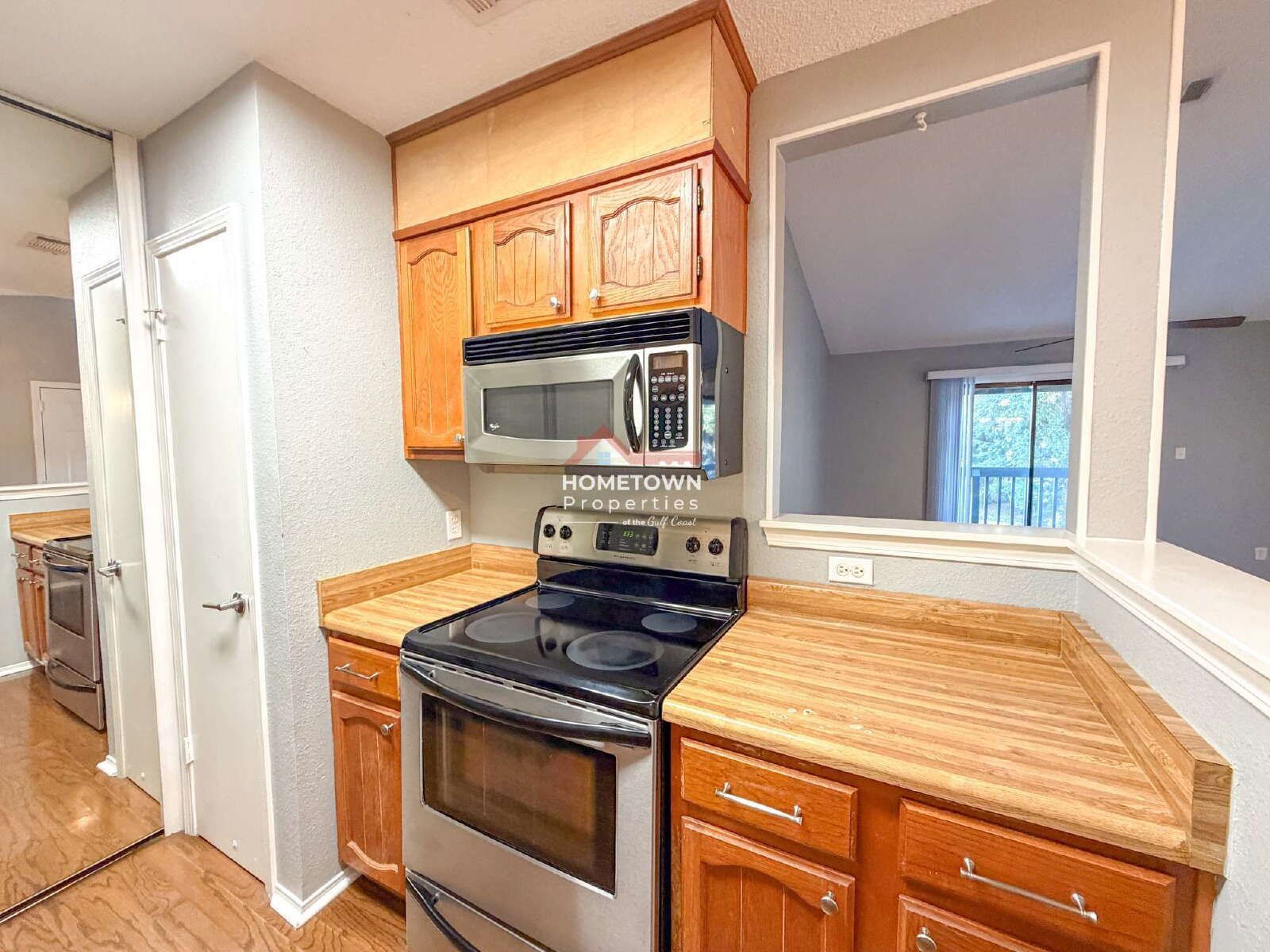 Chic & Cozy 2-Bed, 2-Bath Condo Retreat on Scenic Hwy, Pensacola! property image