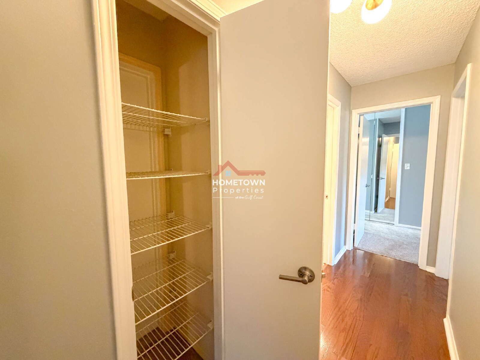 Chic & Cozy 2-Bed, 2-Bath Condo Retreat on Scenic Hwy, Pensacola! property image