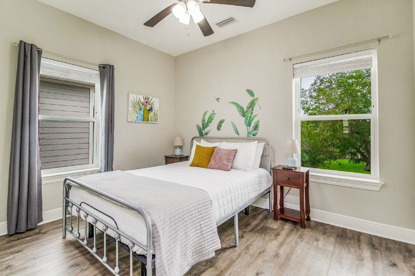 Downtown Pensacola Furnished Rental with Three Bedrooms property image