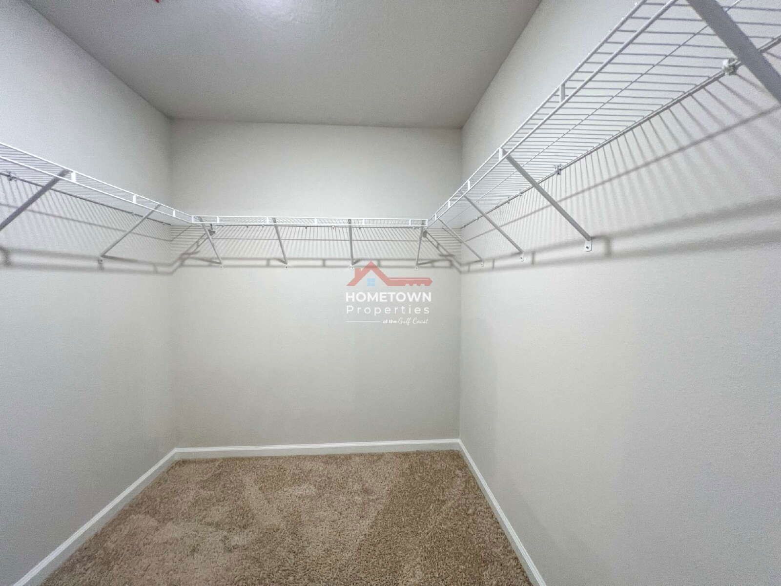 Charming 3-Bedroom Home with 2 Baths on Peach Drive property image