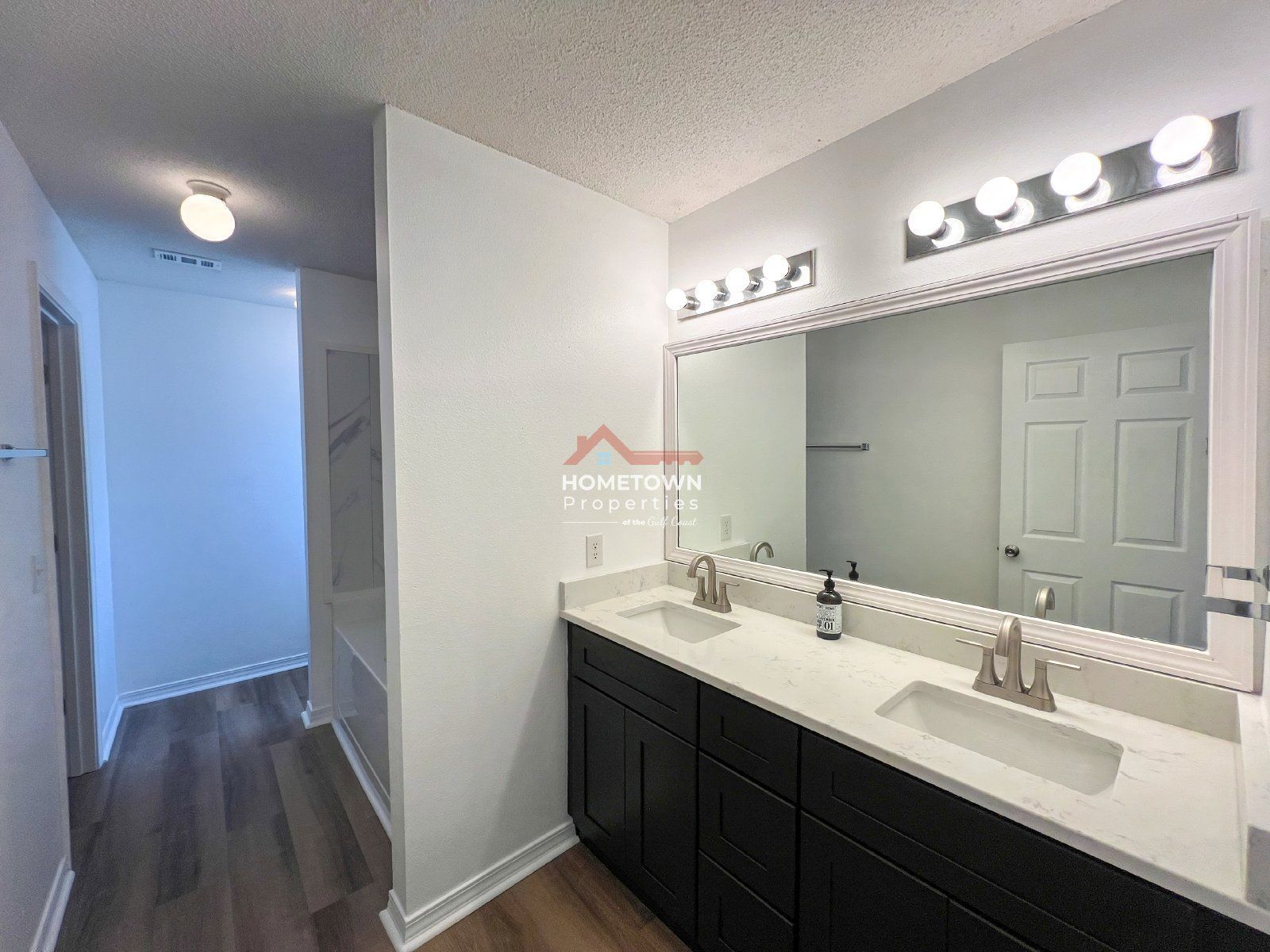 3-Bed, 2-Bath Retreat in Maple Oaks Subdivision property image