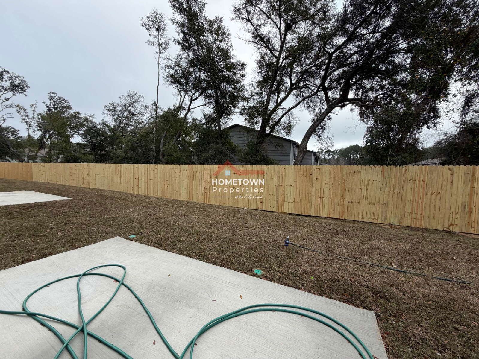 Charming 3-Bed Oasis with Granite Kitchen & 2.5 Baths in Pensacola – 1648 Sq Ft of Comfort! property image