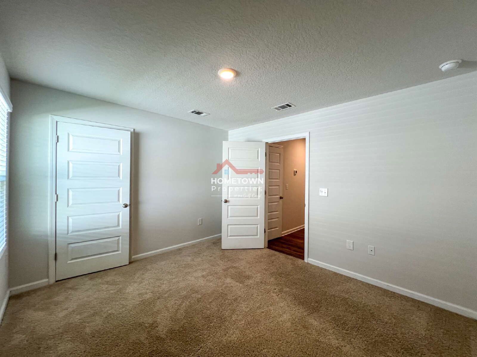 Charming 3-Bedroom Home with 2 Baths on Peach Drive property image