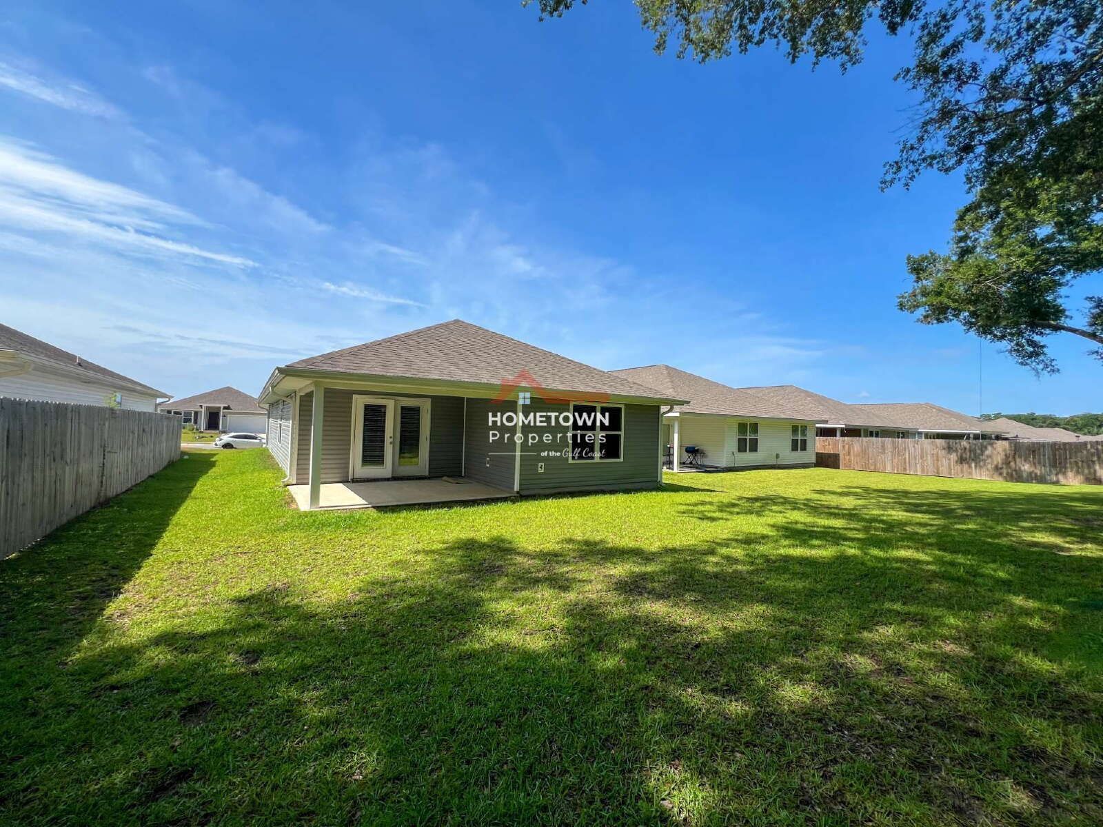Charming 3-Bedroom Home with 2 Baths on Peach Drive property image