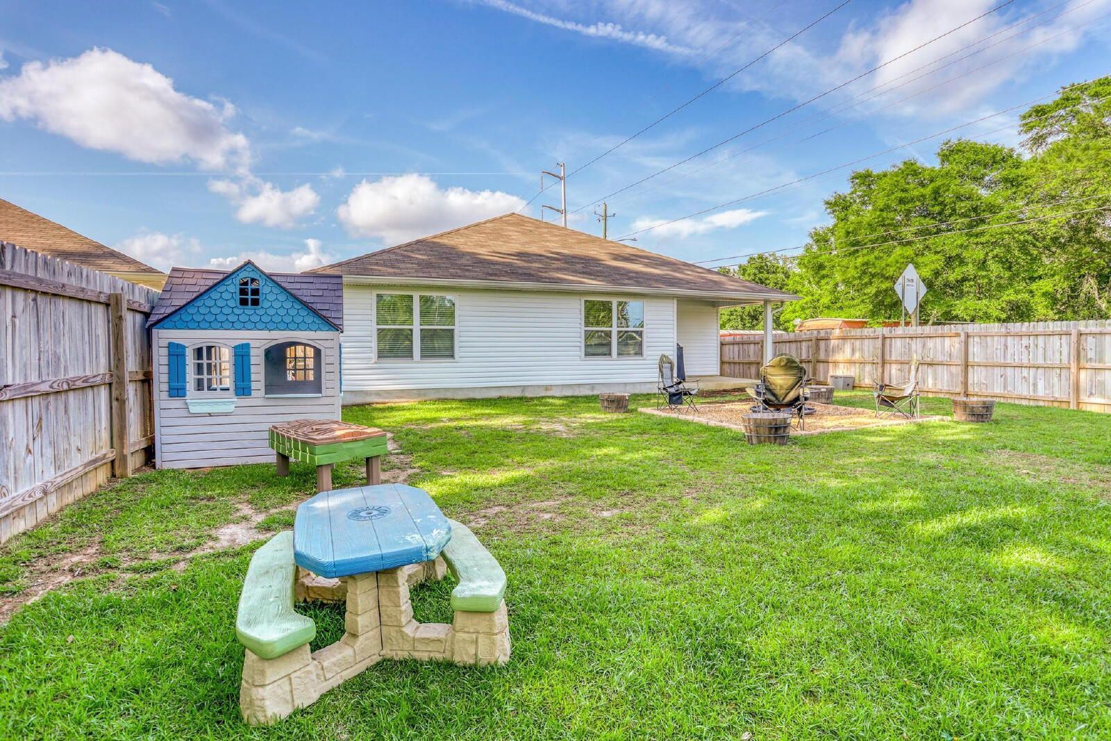 Spacious 4-Bedroom Oasis in Pensacola – Your Dream Home Awaits at 903 Lovebird Court! property image