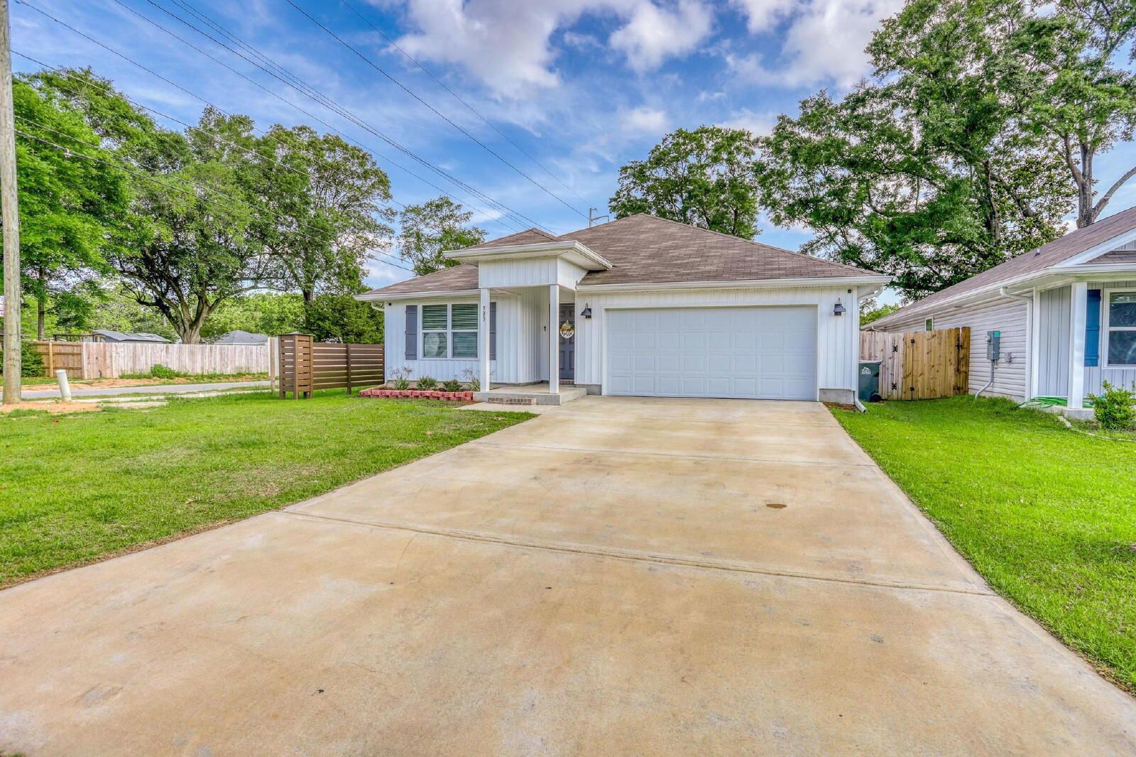 Spacious 4-Bedroom Oasis in Pensacola – Your Dream Home Awaits at 903 Lovebird Court! property image