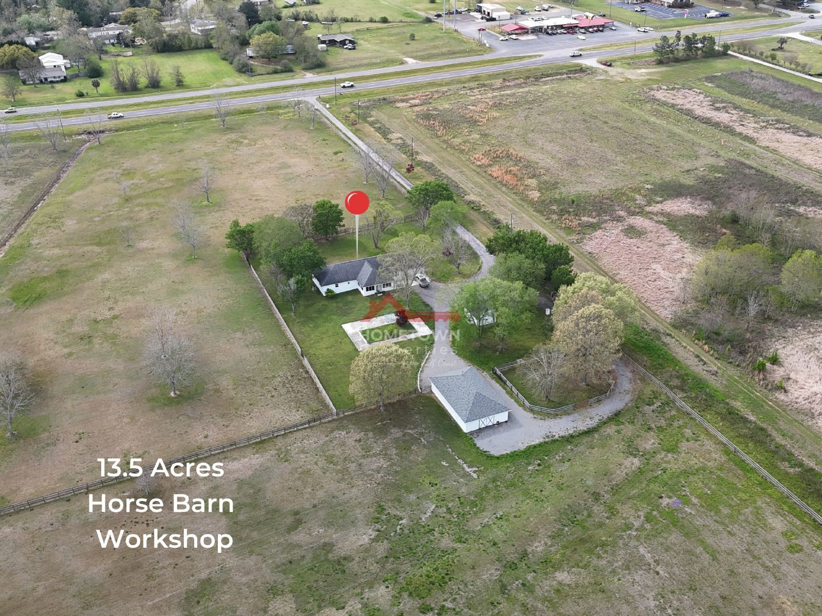 3 bedroom Home in Molino, FL on 13.5 Acres with Barn property image