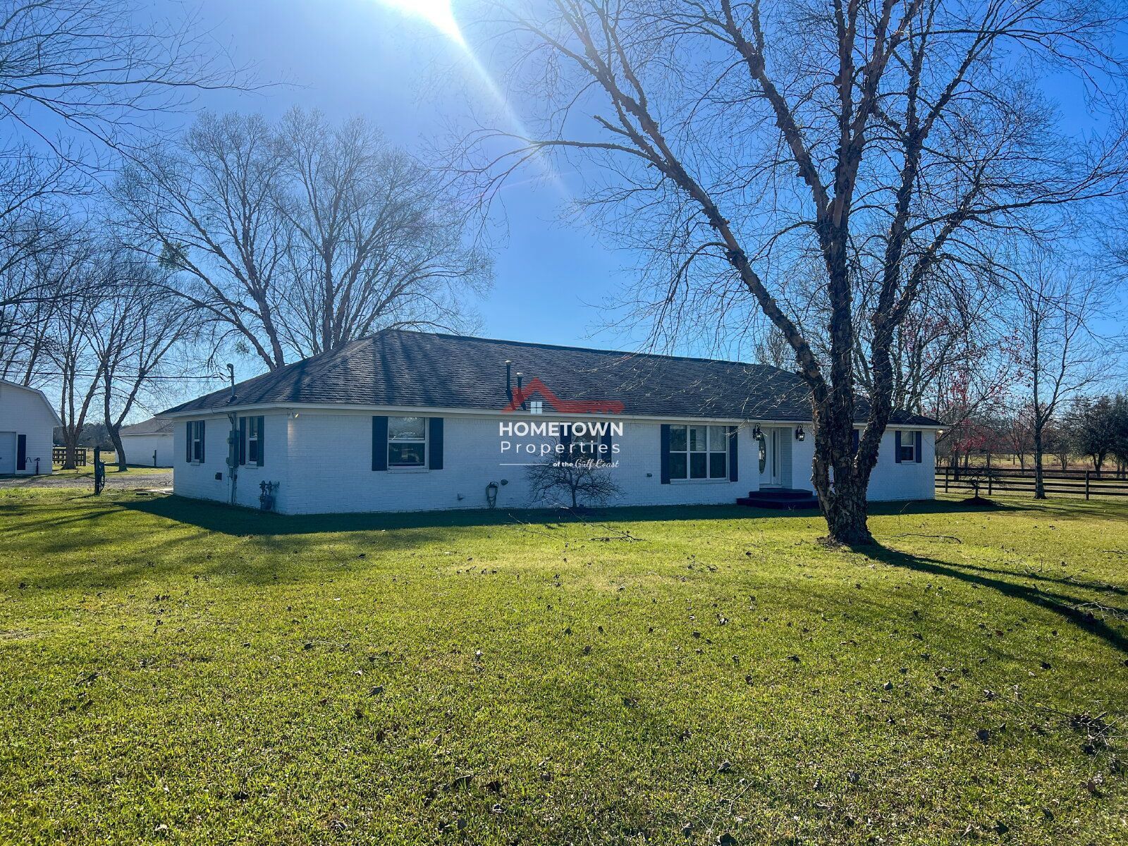 3 bedroom Home in Molino, FL on 13.5 Acres with Barn property image