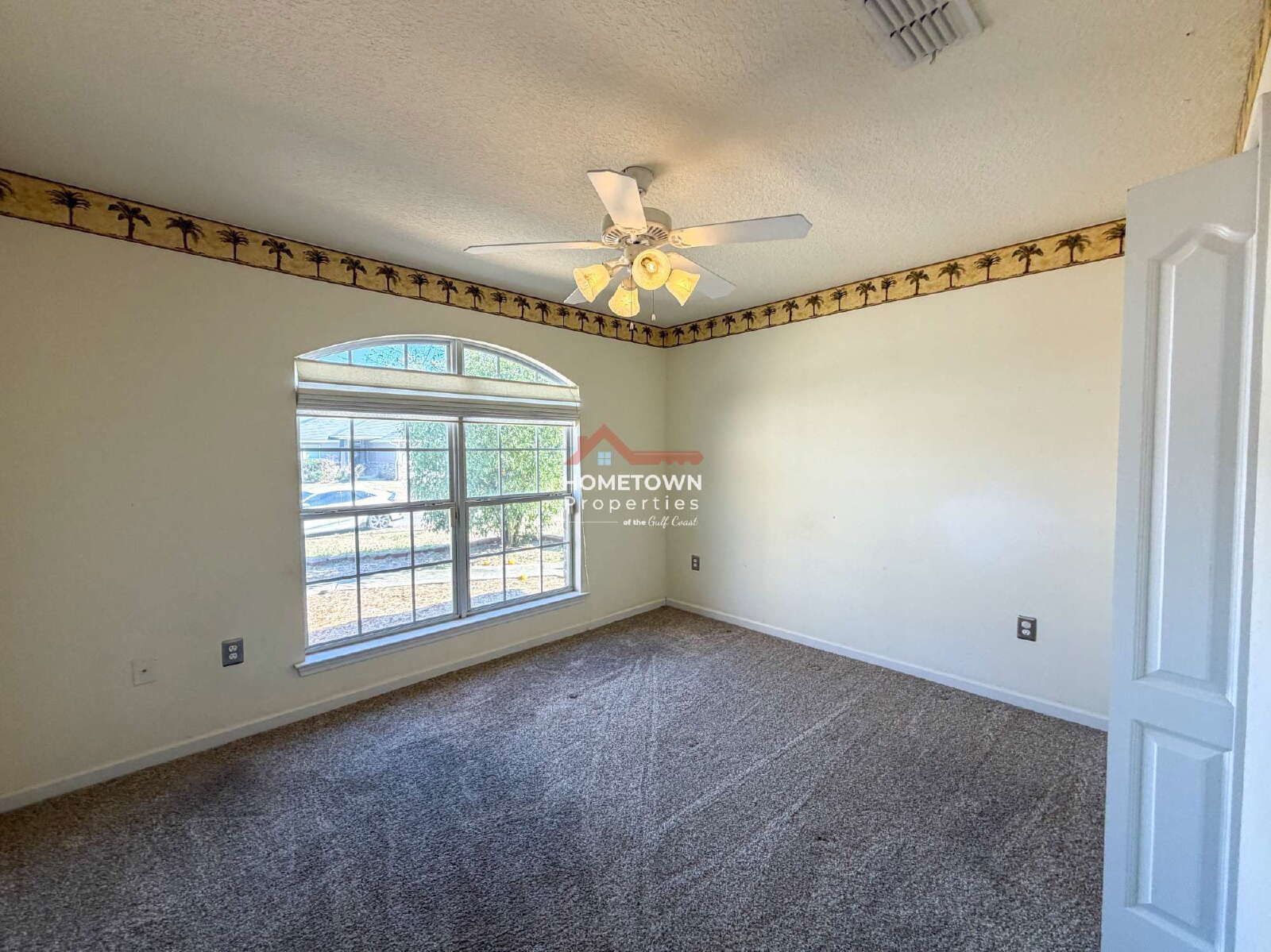 Charming 3-Bedroom Retreat at 10645 Senegal Drive property image