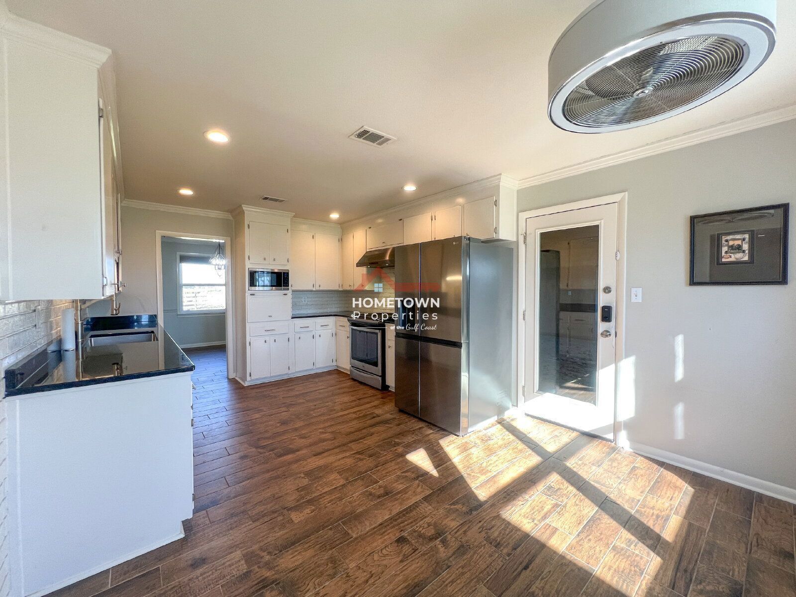 3 bedroom Home in Molino, FL on 13.5 Acres with Barn property image