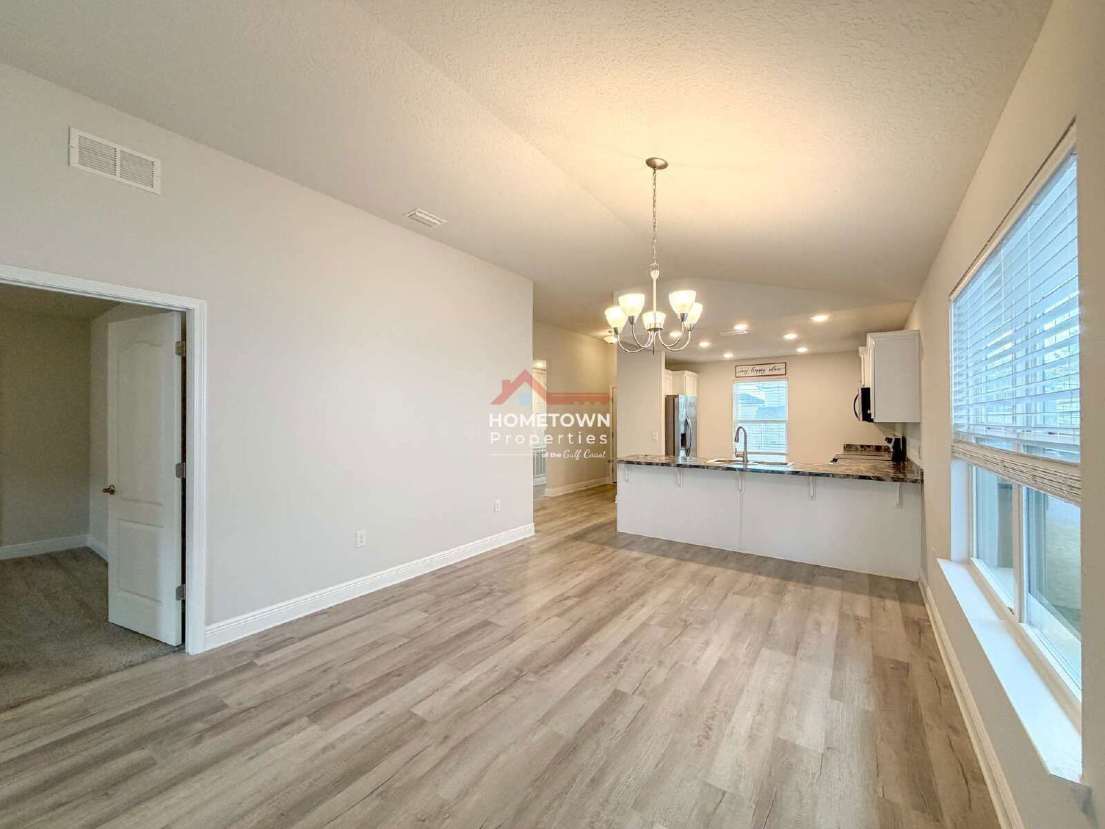 Charming 3-Bedroom Oasis with 2 Full Baths in Pensacola – 1454 Sq Ft of Comfort Awaits! property image