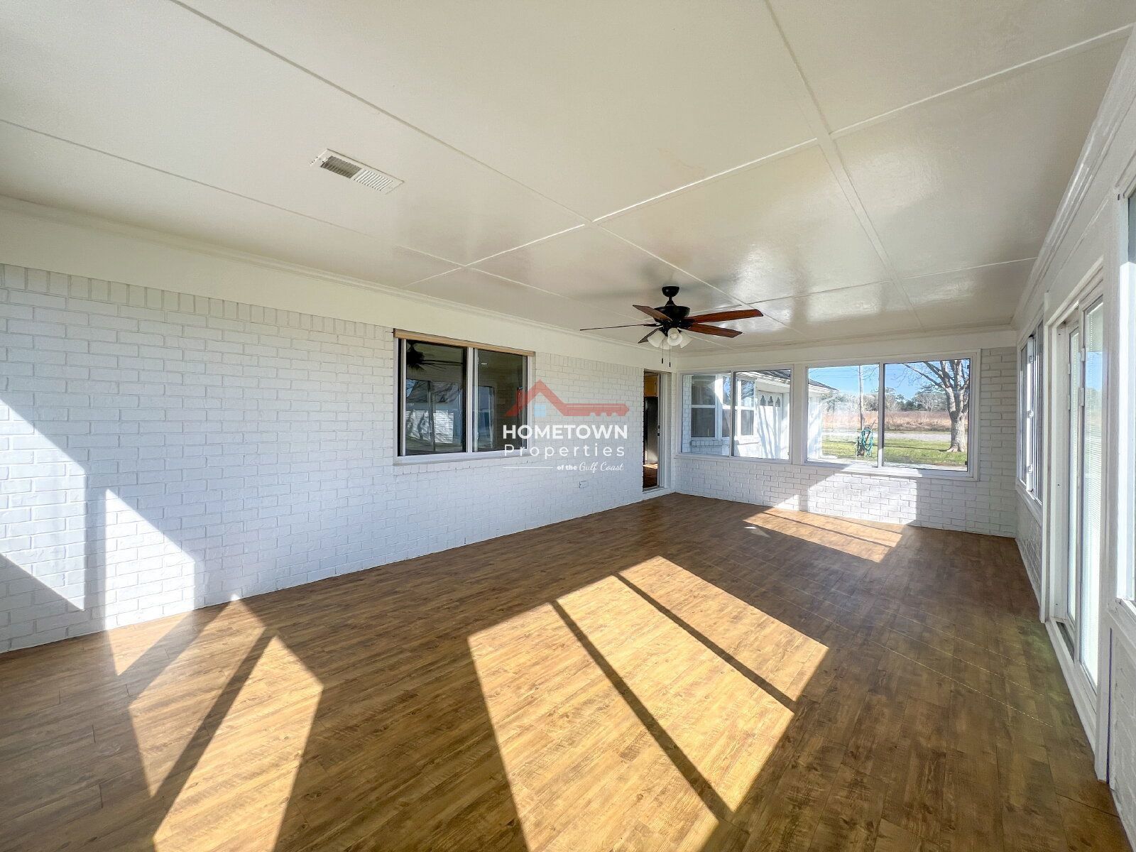 3 bedroom Home in Molino, FL on 13.5 Acres with Barn property image