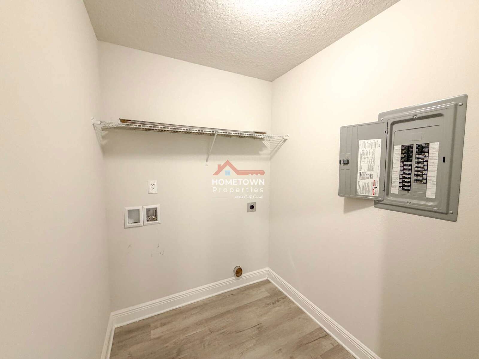 Charming 3-Bedroom Oasis with 2 Full Baths in Pensacola – 1454 Sq Ft of Comfort Awaits! property image