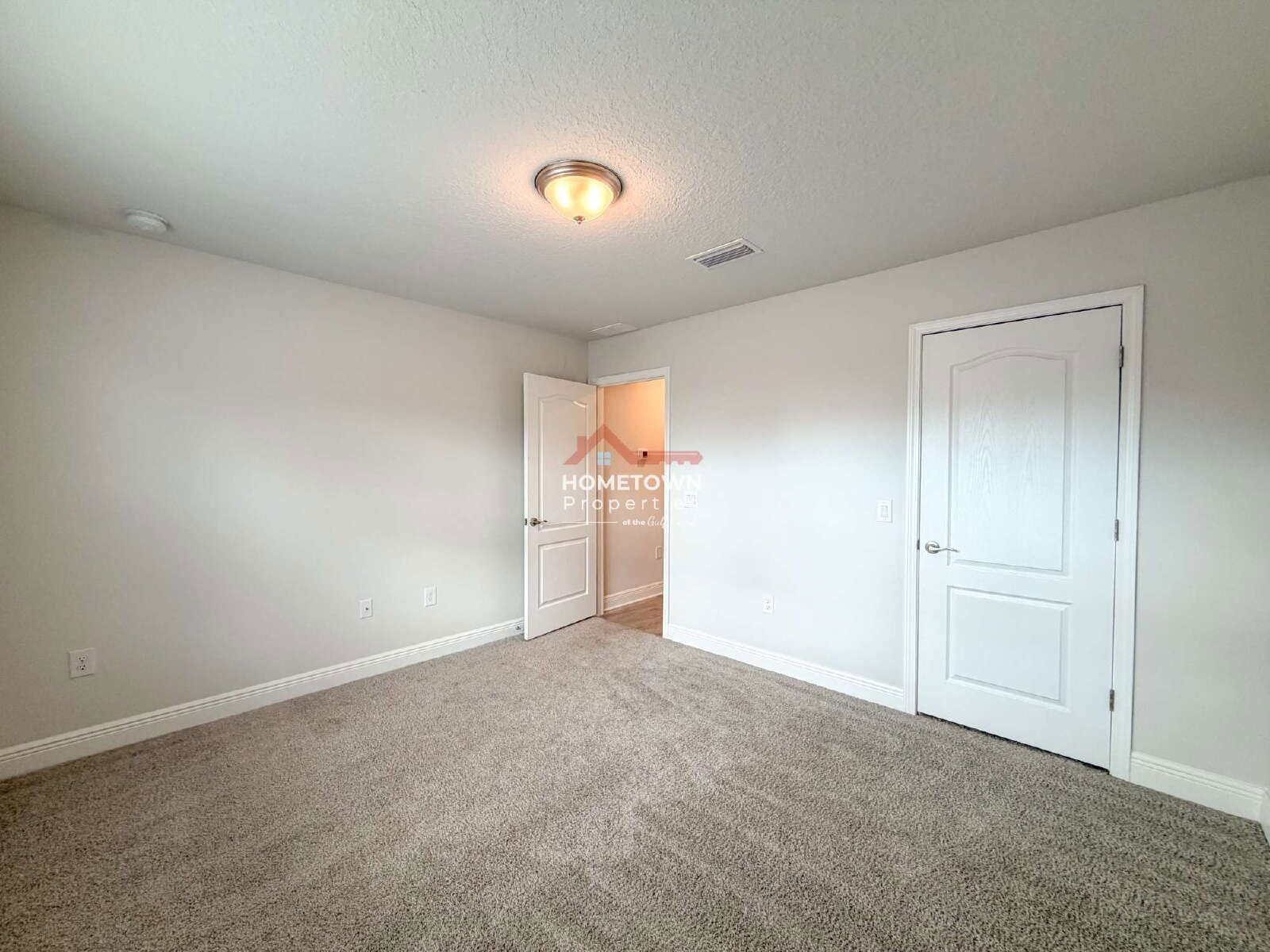 Charming 3-Bedroom Oasis with 2 Full Baths in Pensacola – 1454 Sq Ft of Comfort Awaits! property image