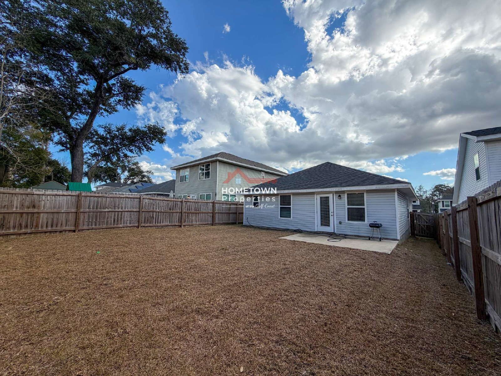 Charming 3-Bedroom Oasis with 2 Full Baths in Pensacola – 1454 Sq Ft of Comfort Awaits! property image
