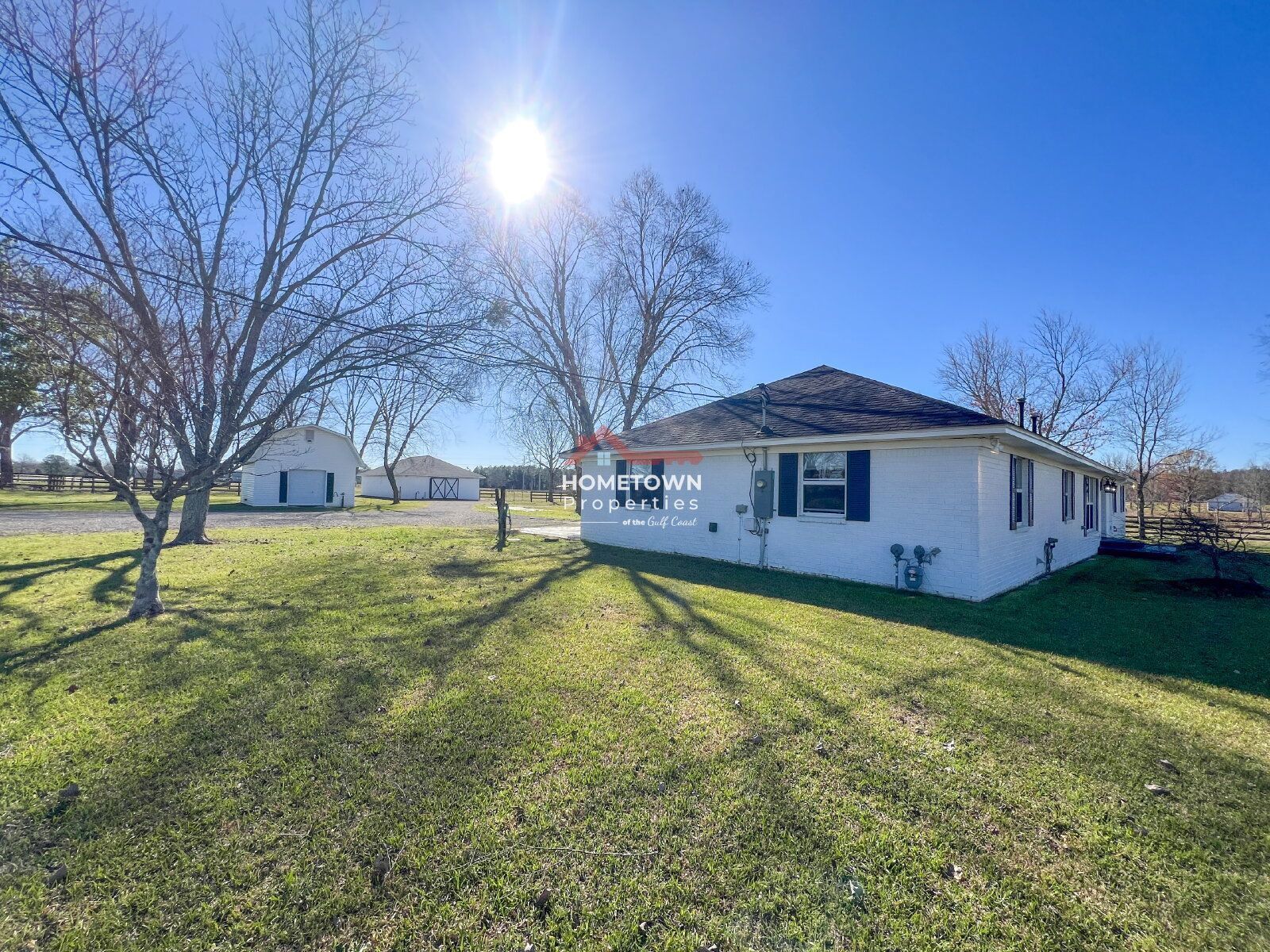 3 bedroom Home in Molino, FL on 13.5 Acres with Barn property image