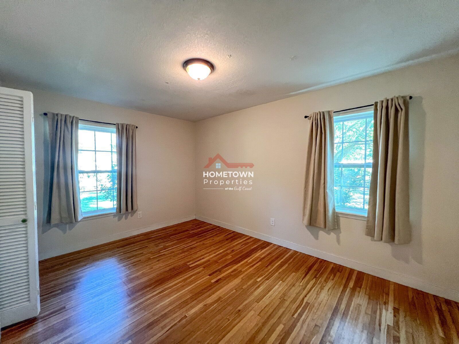 Charming 4-Bed Oasis with Pool Near Pensacola NAS property image