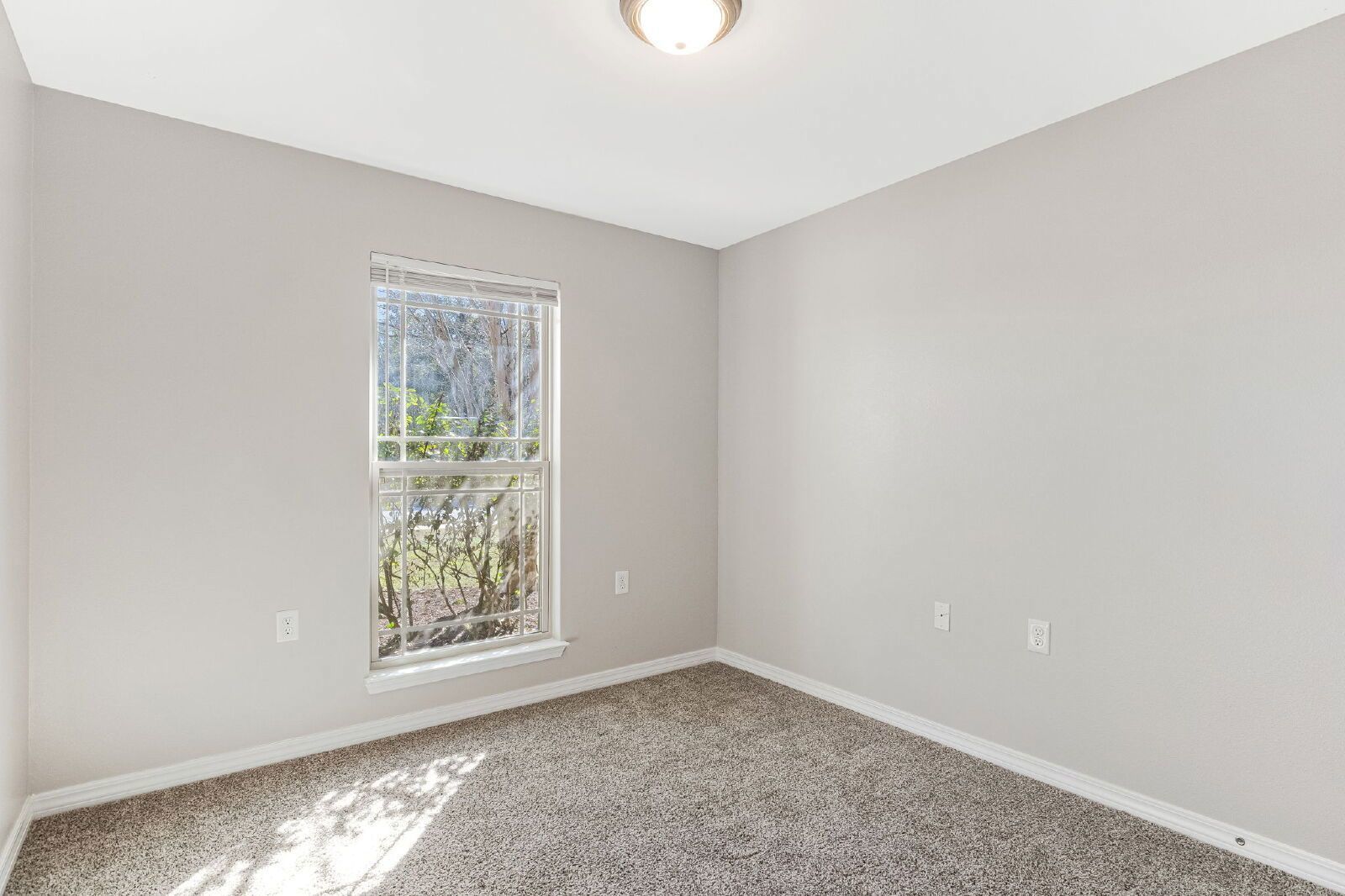 Spacious Modern Home in Pace – Move-In Ready! property image