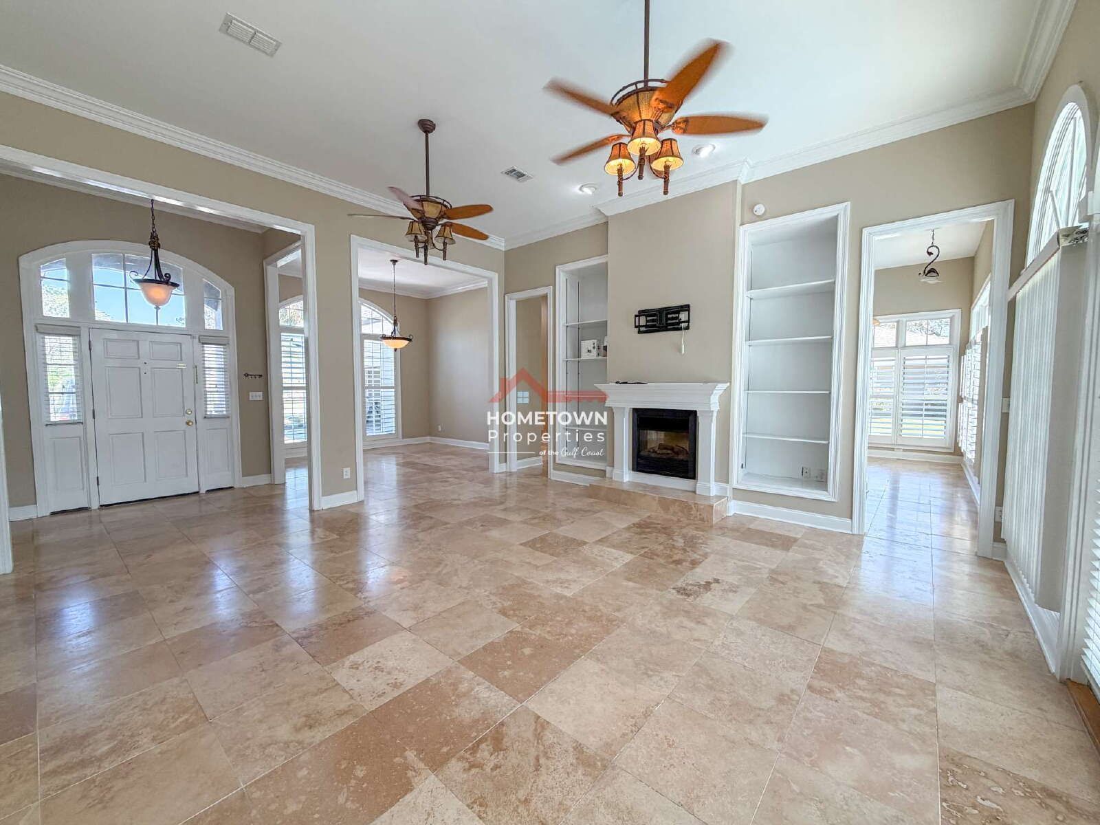 Charming Gulf Breeze Oasis: 3-Bedroom Retreat with Pool property image